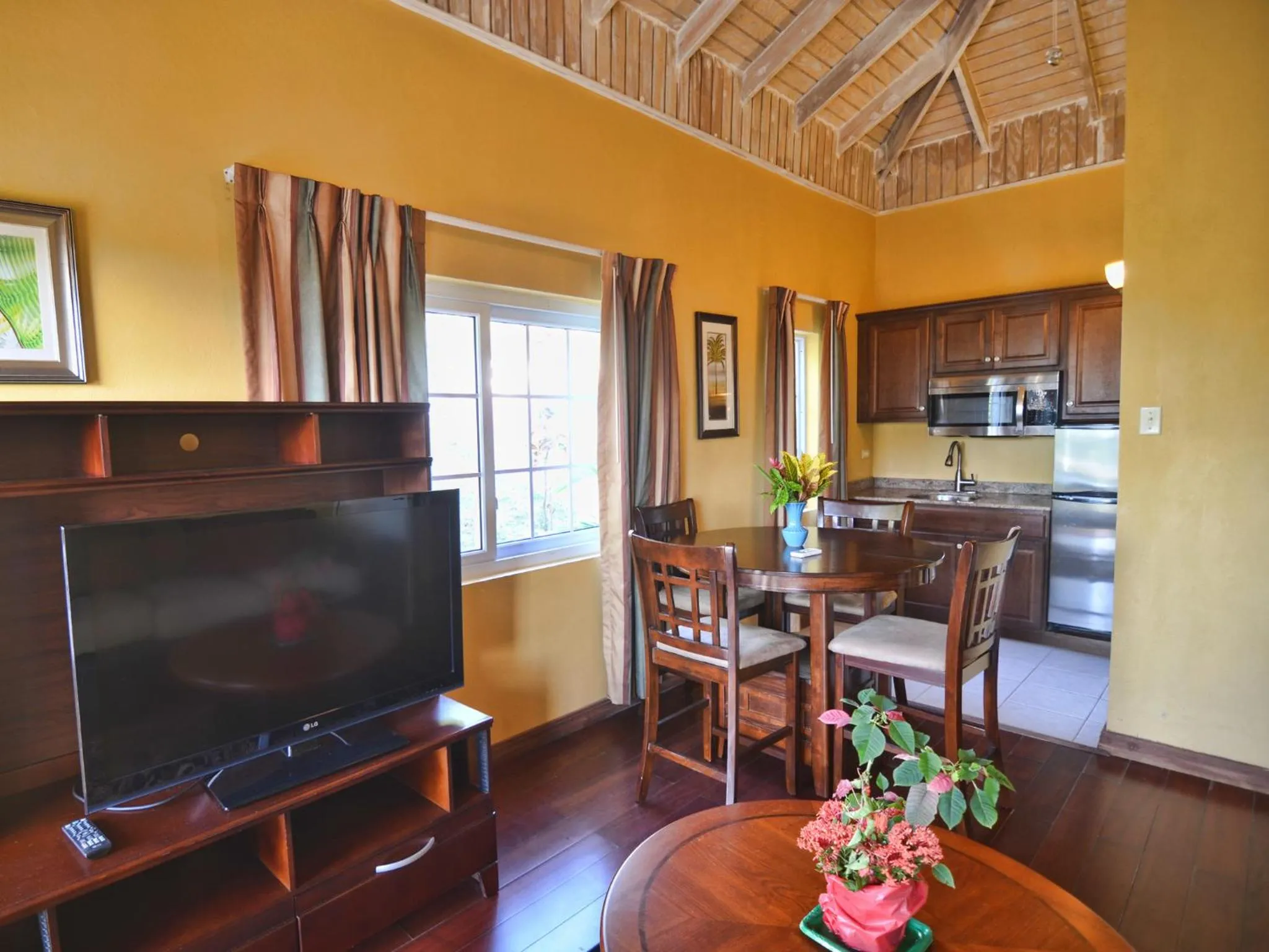 Living room in Tropical Lagoon Resort