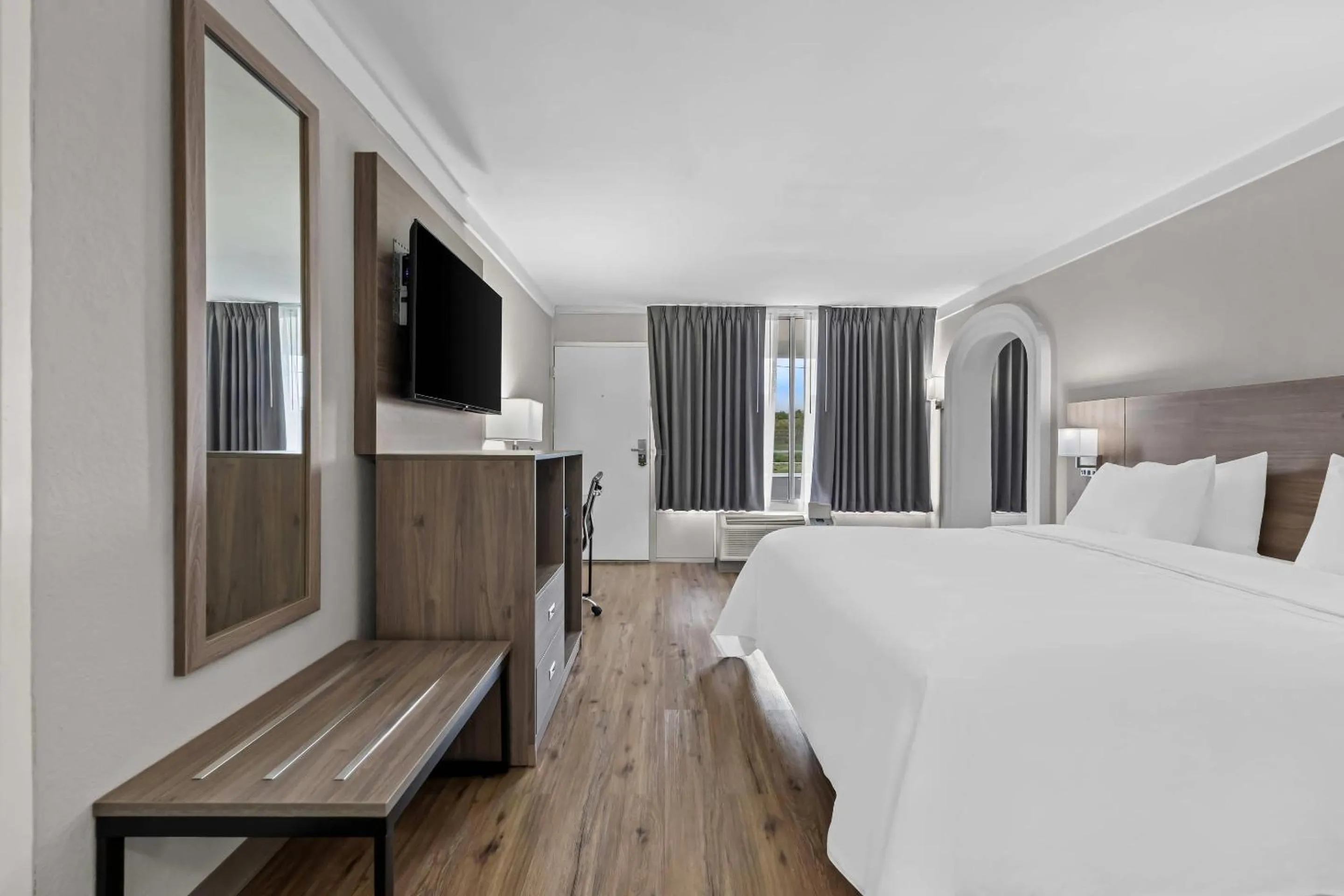 Bedroom, Bed in Quality Inn & Suites Ocala I-75