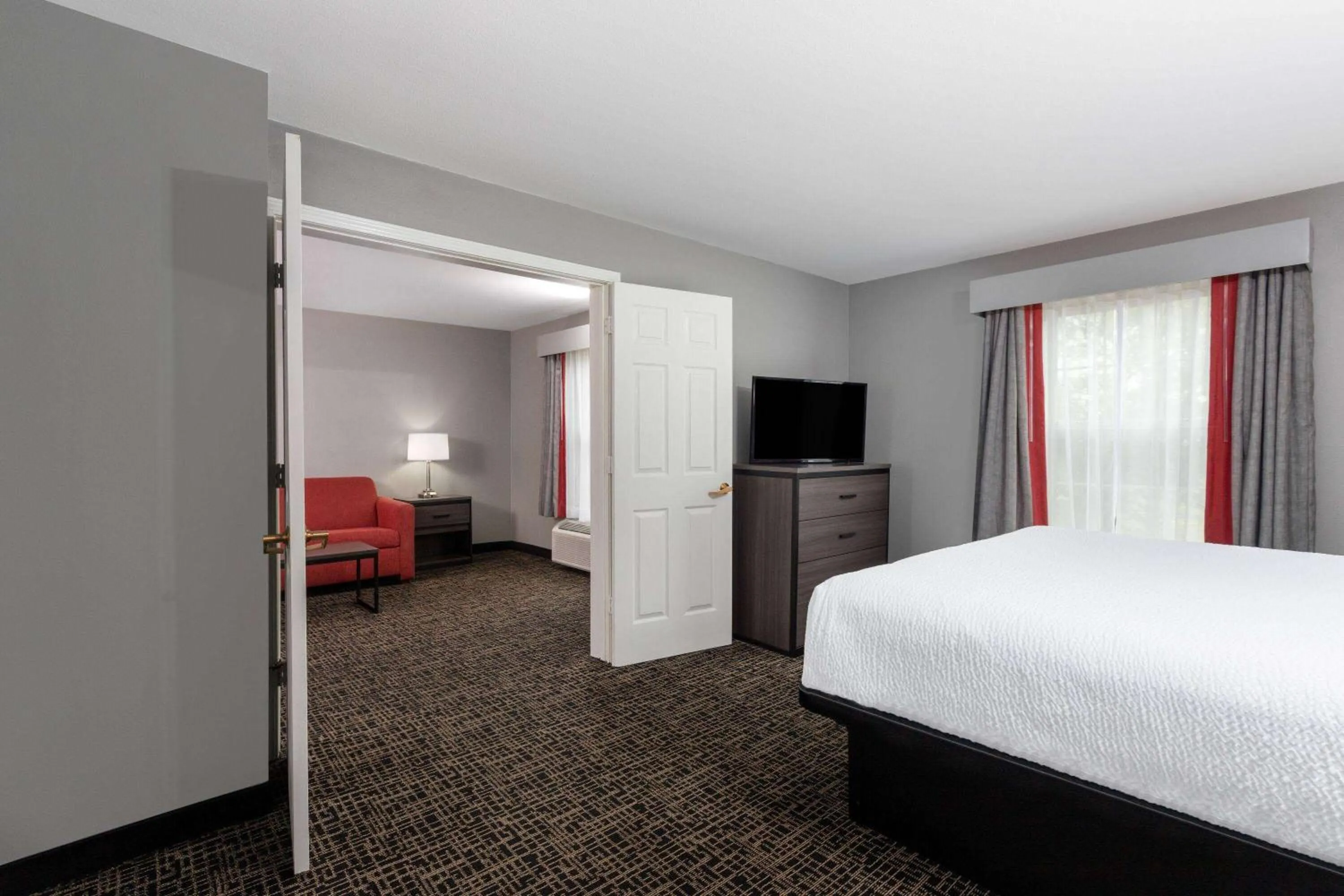 Bed in Ramada by Wyndham Sellersburg/Louisville North