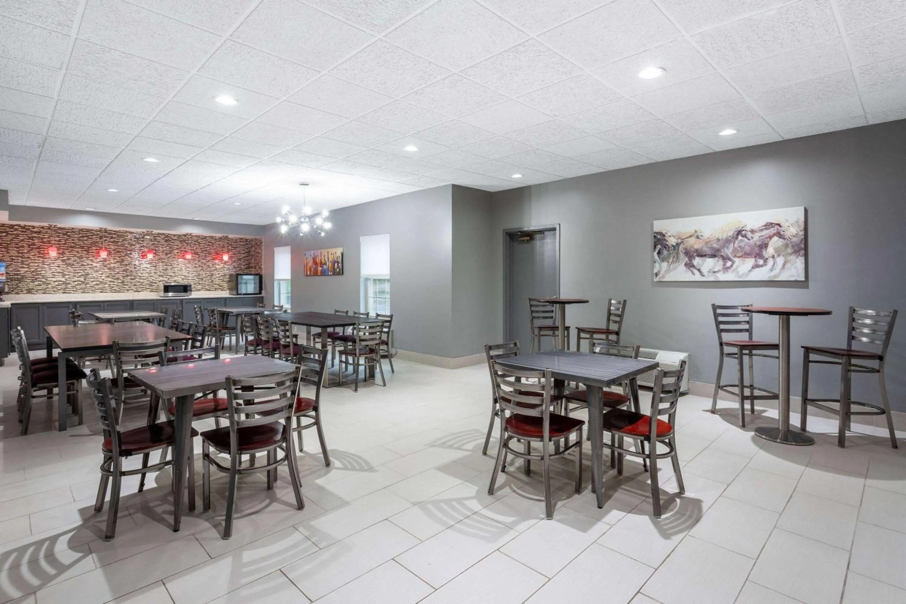 Breakfast in Ramada by Wyndham Sellersburg/Louisville North