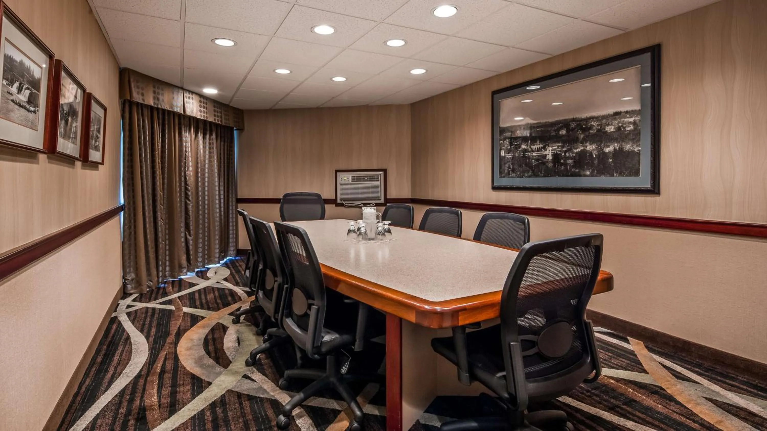 On site in Best Western Plus Rivershore Hotel