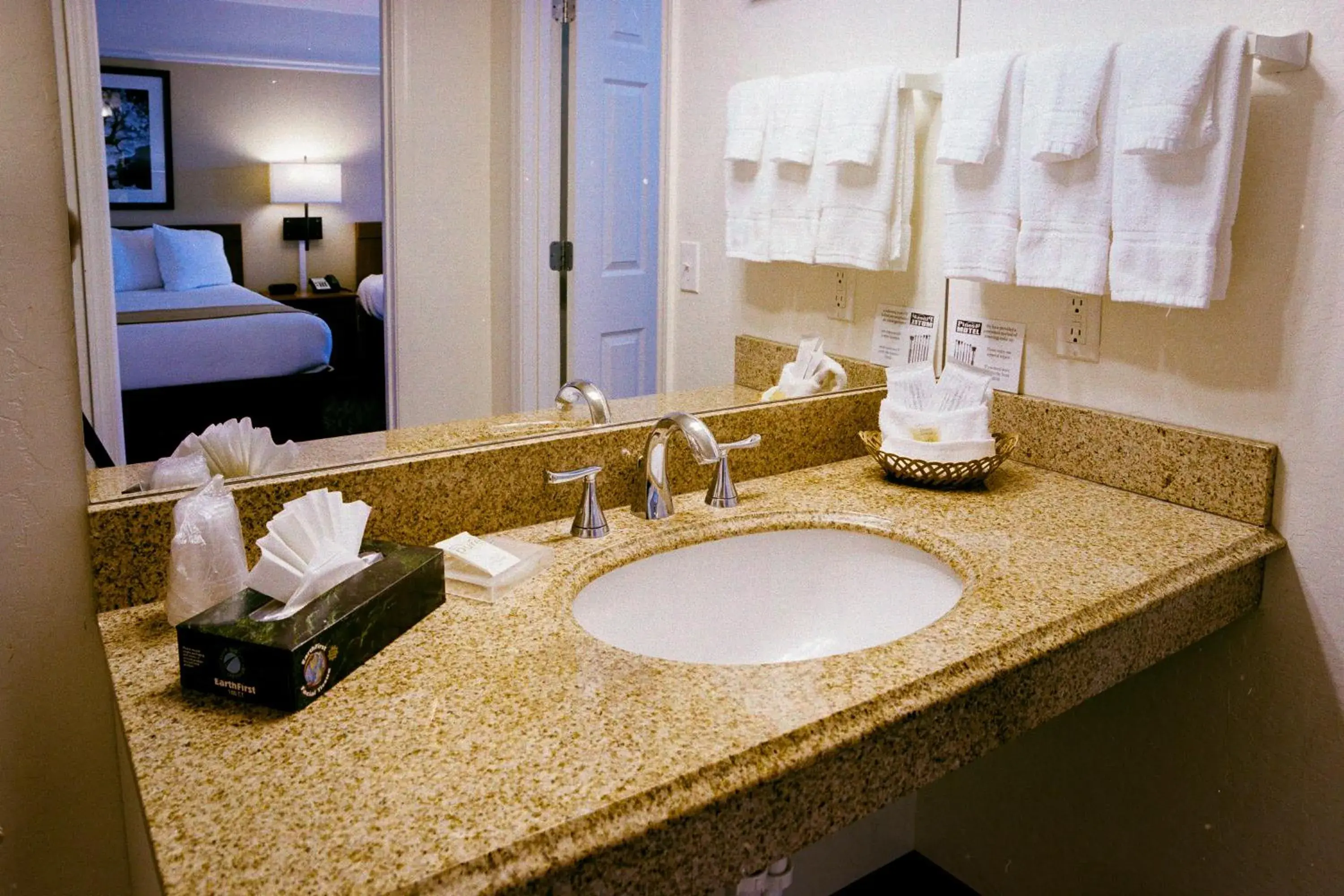 Queen Suite in Pines Inn & Suites Queen Suite in Pines Inn & Suites