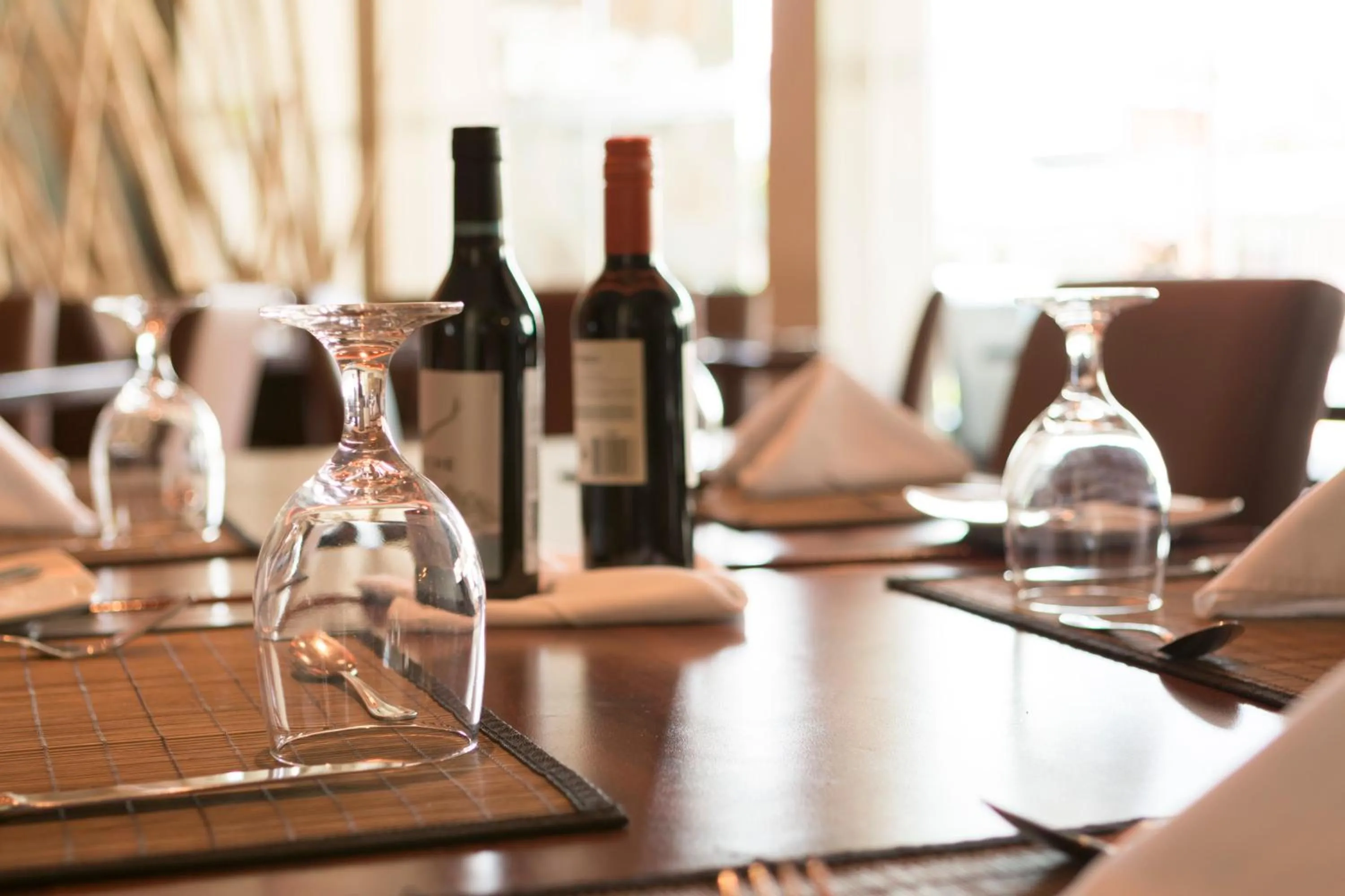 Restaurant/places to eat in Rincon del Valle Hotel & Suites