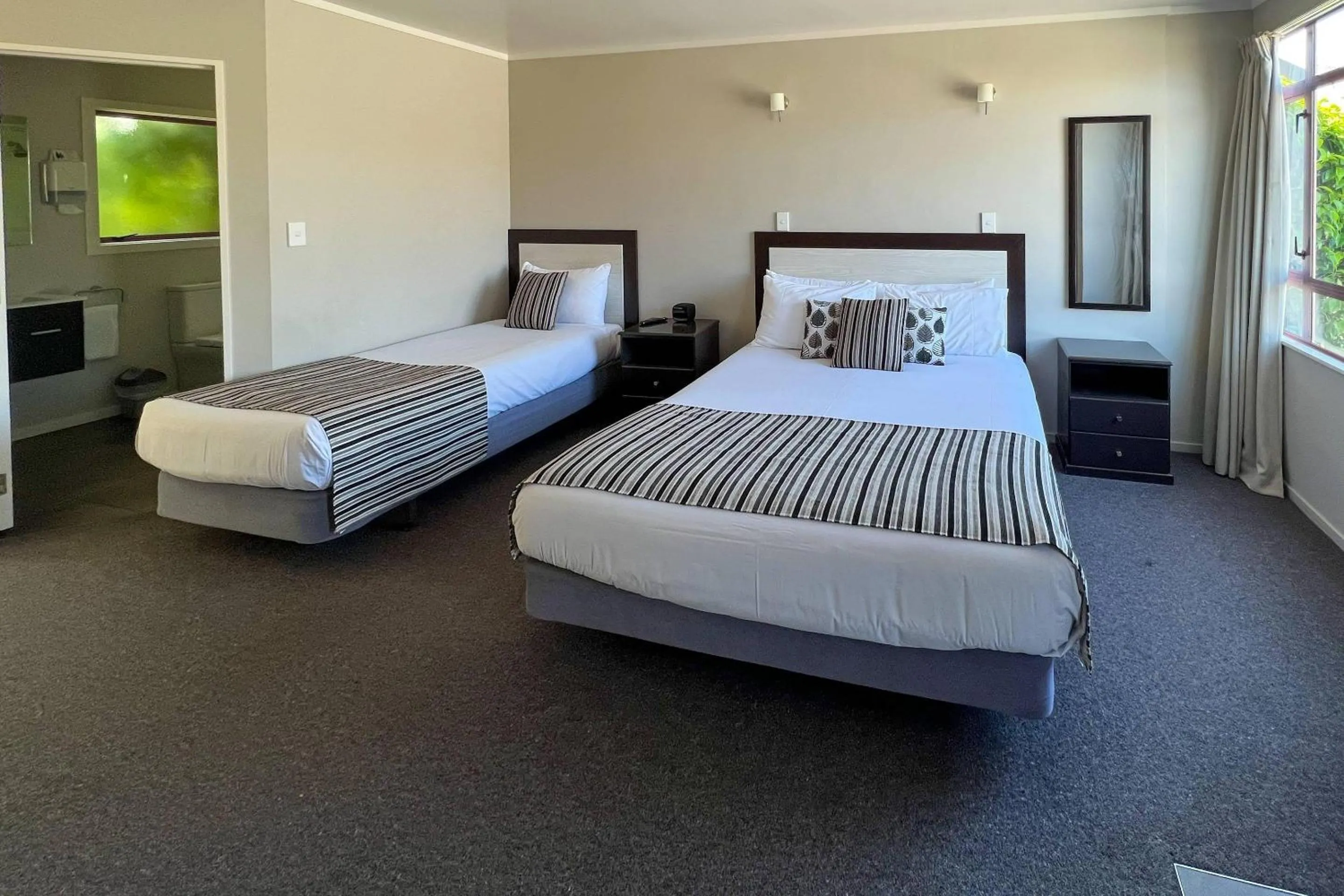 Bedroom, Bed in Quality Inn Acapulco Taupo