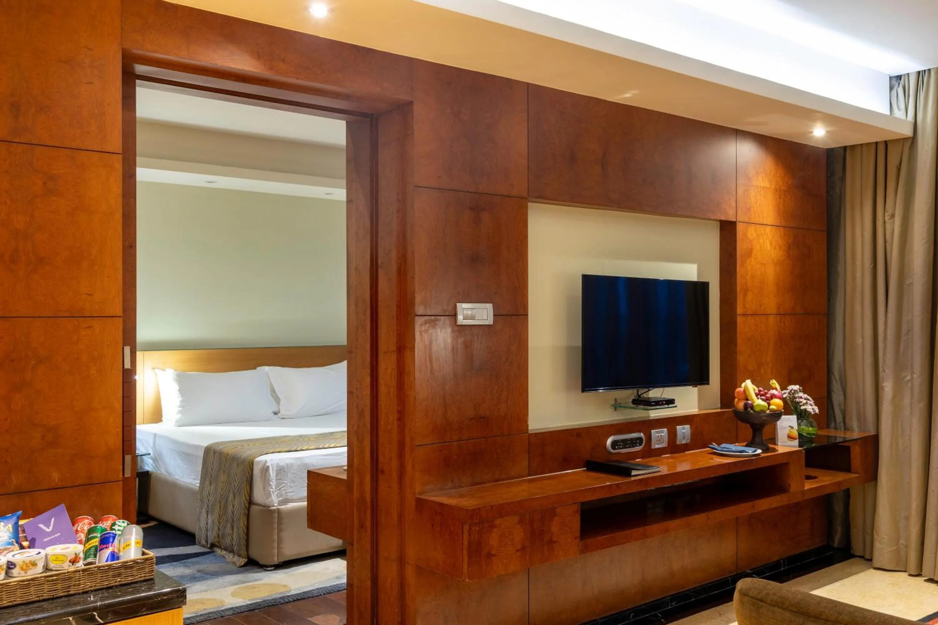 Bed in Vivanta Hyderabad, Begumpet