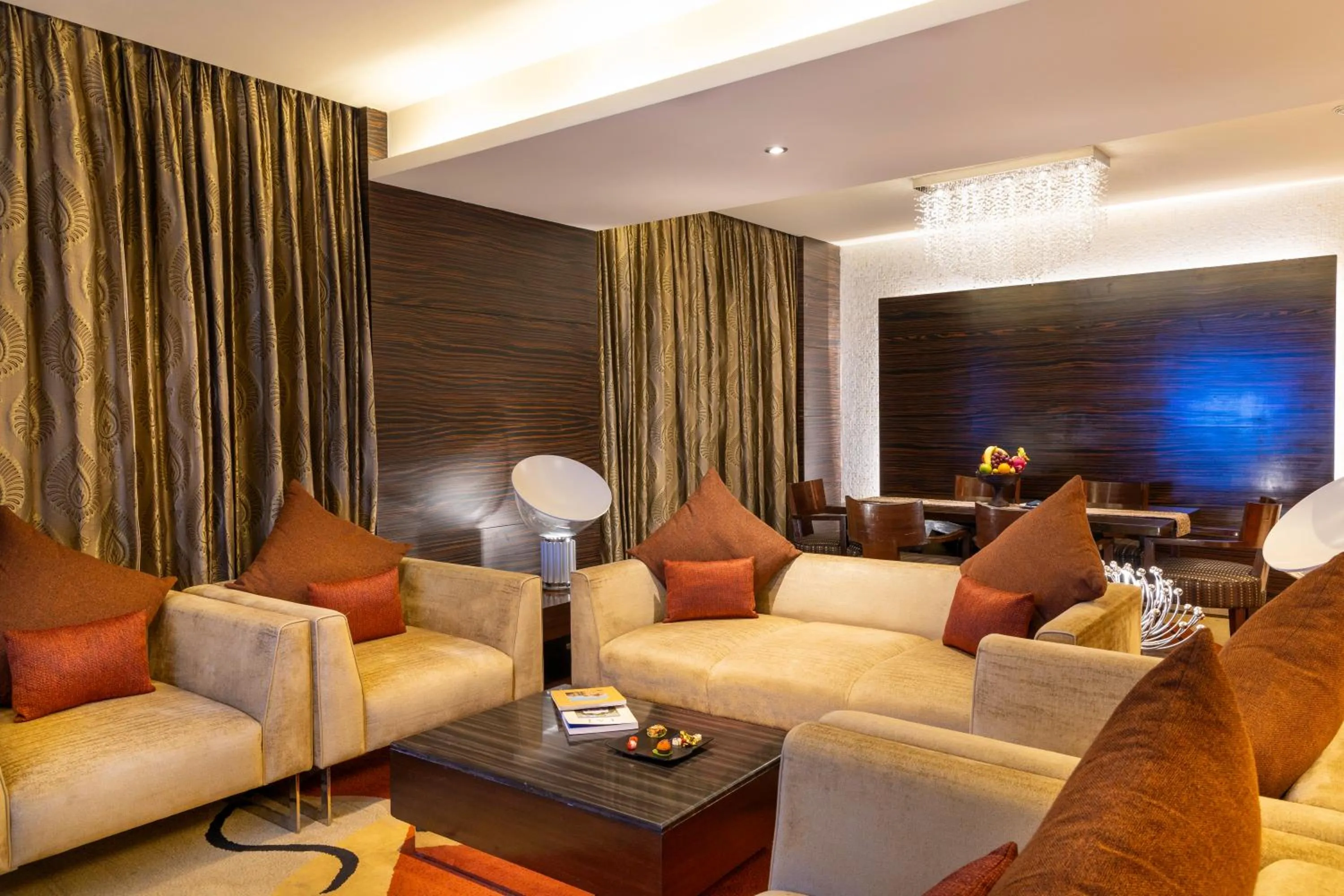 Living room in Vivanta Hyderabad, Begumpet
