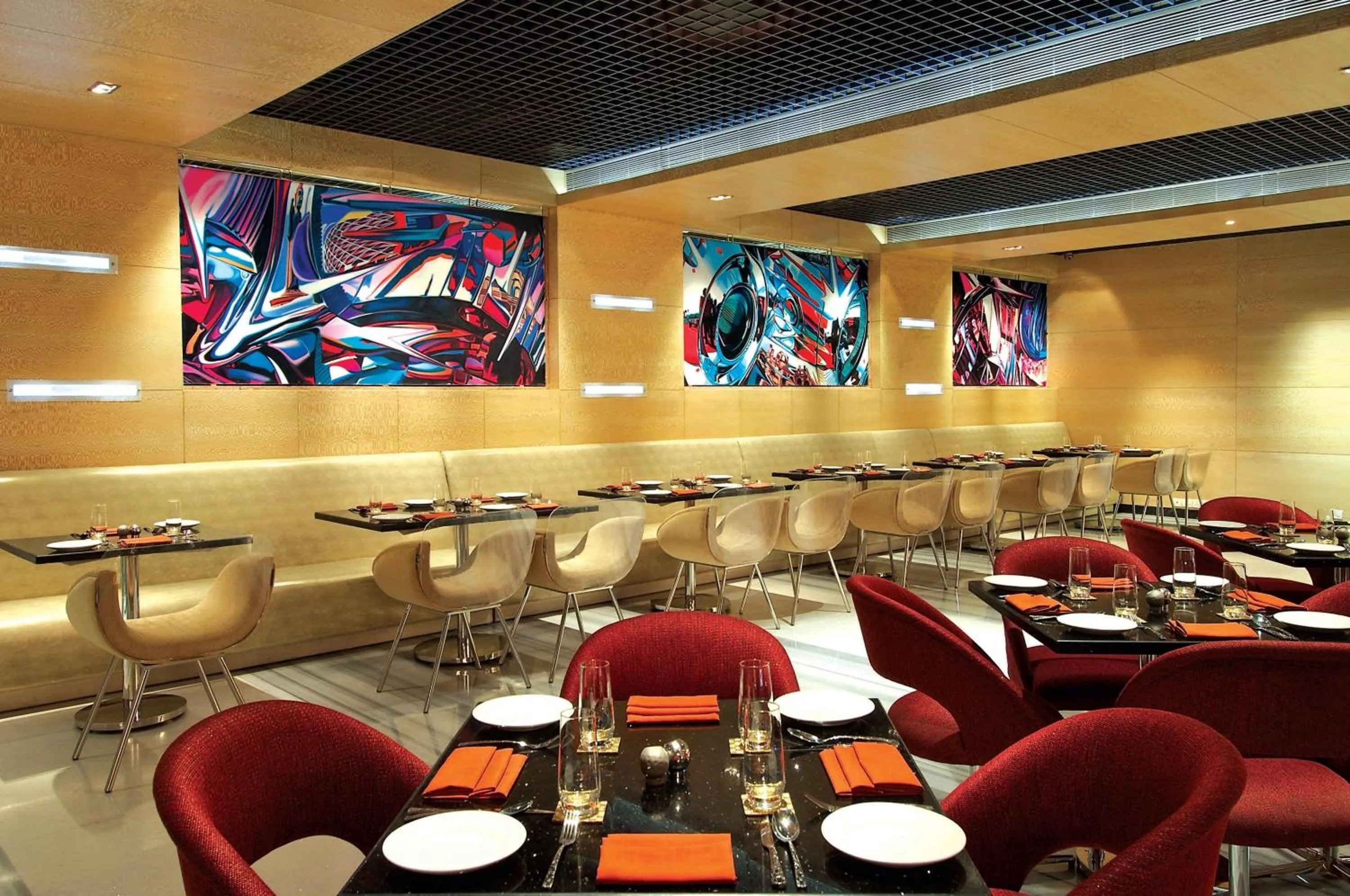 Restaurant/places to eat in Vivanta Hyderabad, Begumpet