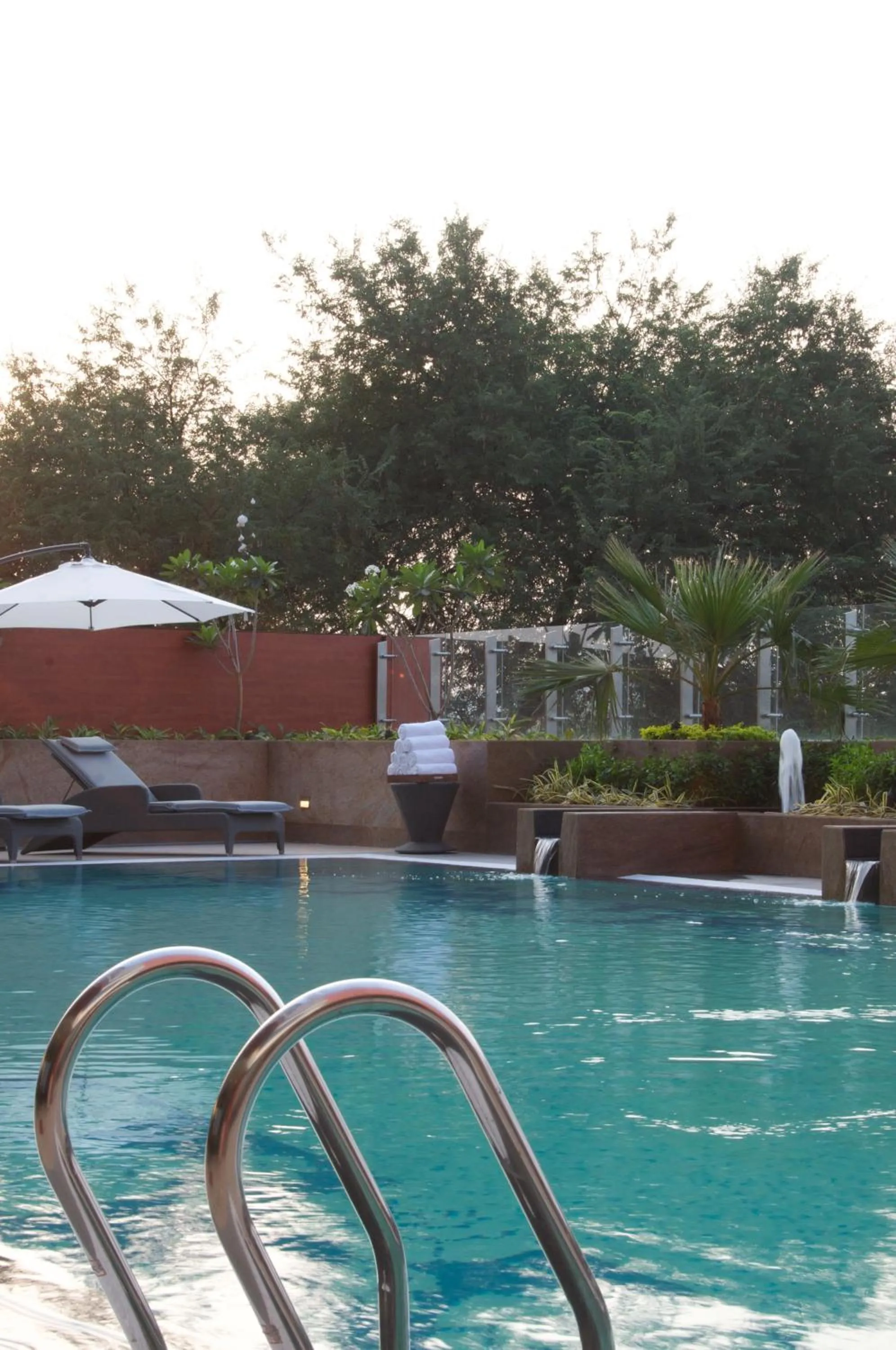 Swimming pool in Vivanta Hyderabad, Begumpet
