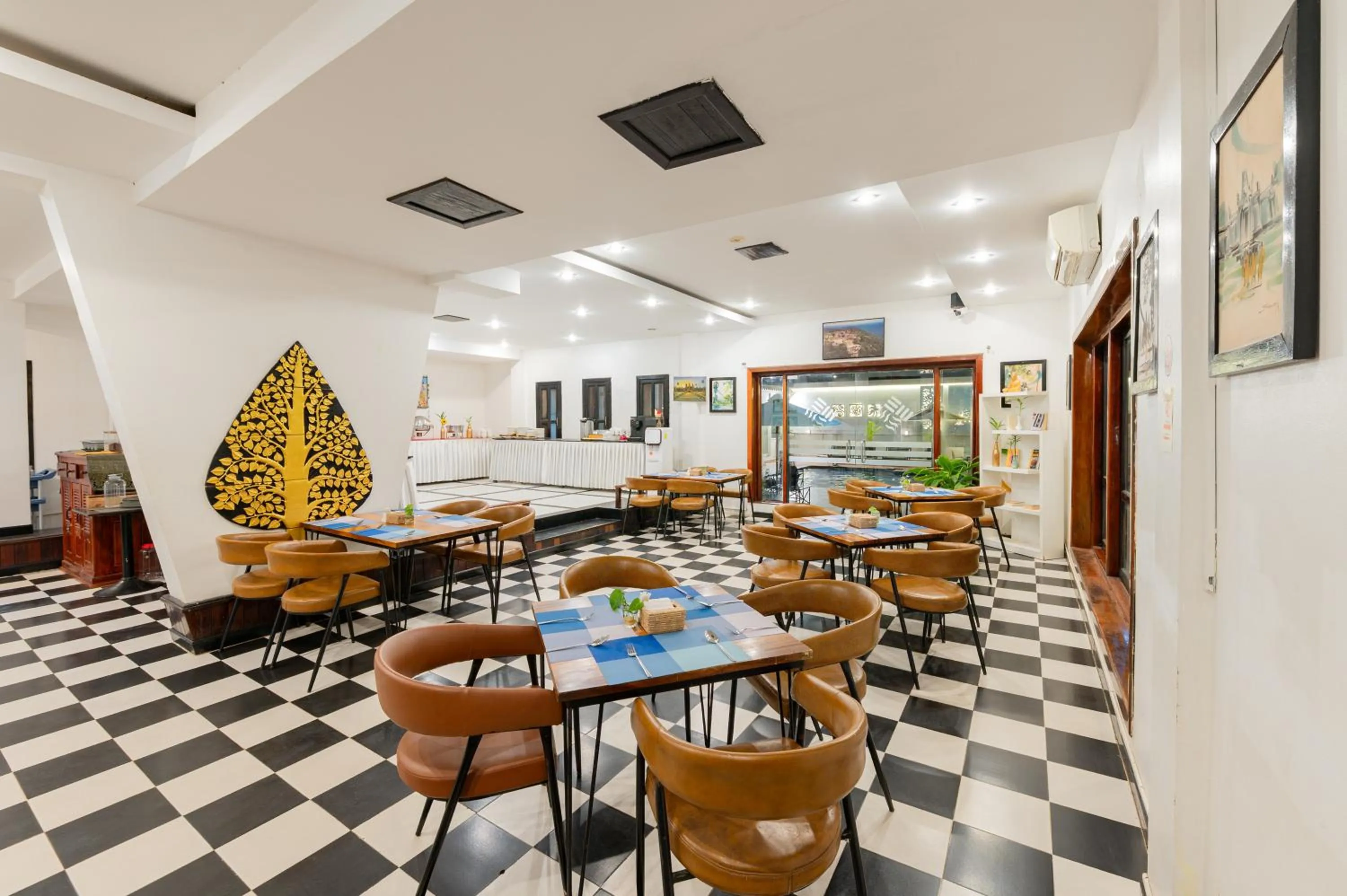 Restaurant/places to eat in The Sanctuary Residence