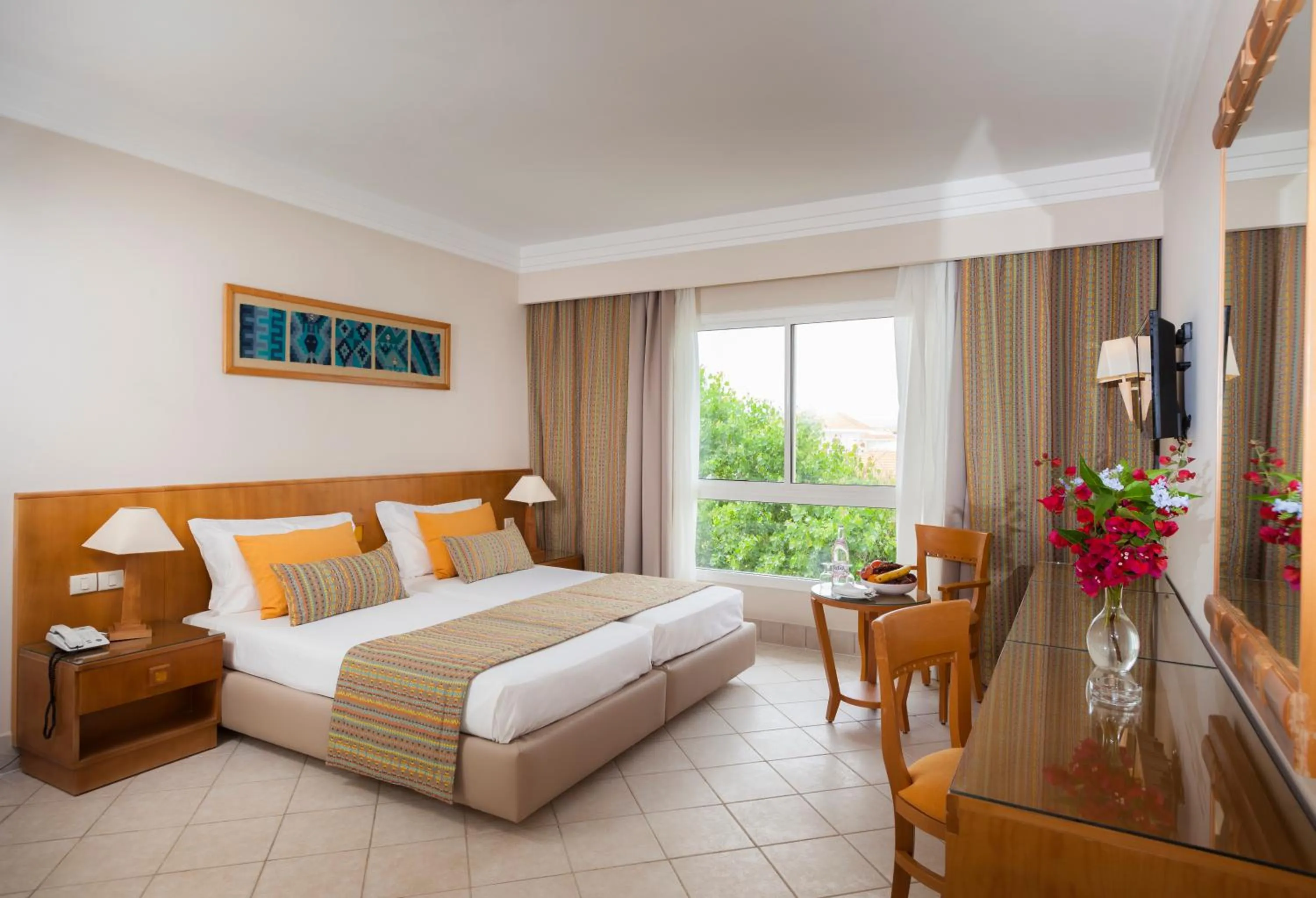 Photo of the whole room, Bed in Thabraca Thalasso & Diving