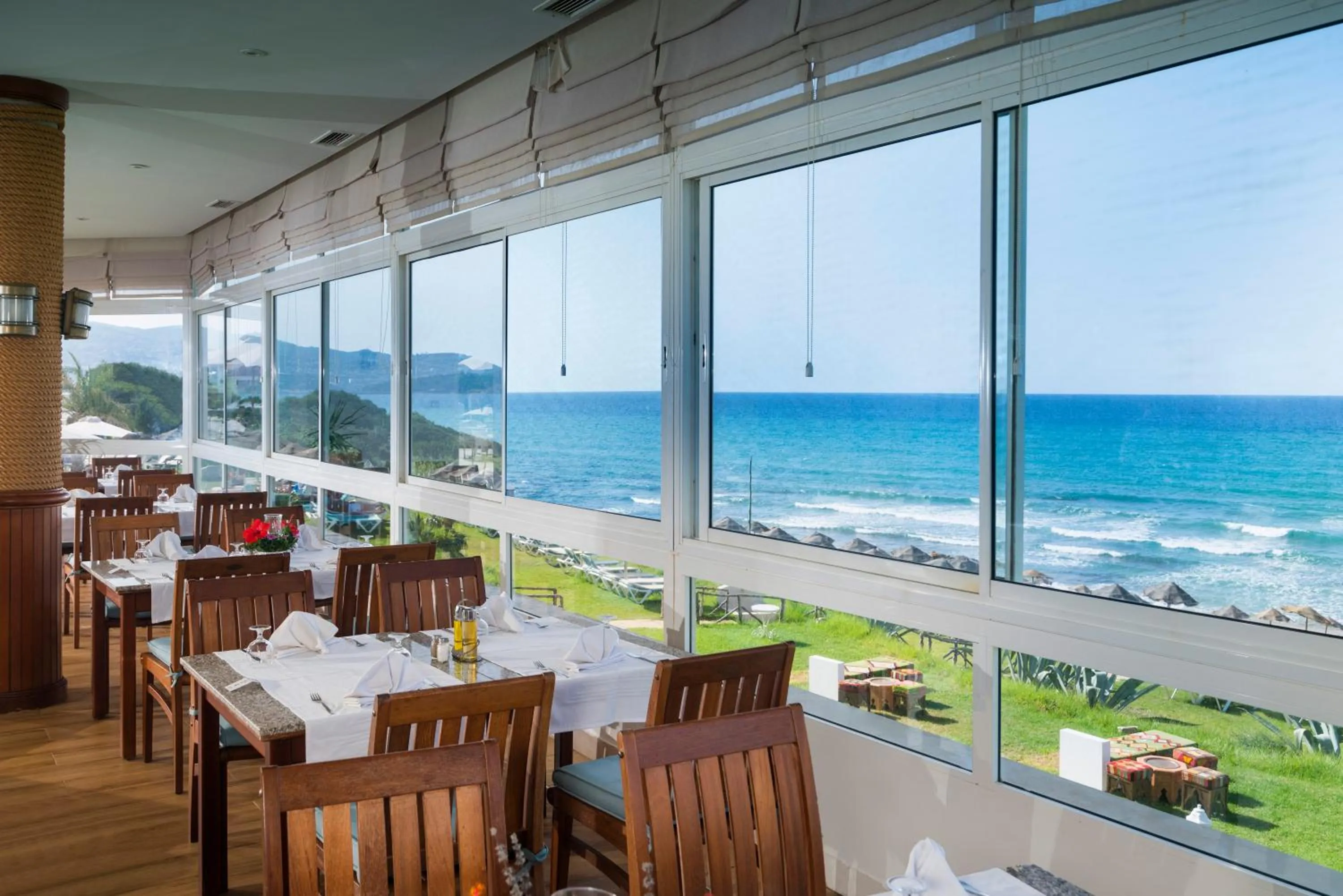 Restaurant/places to eat in Thabraca Thalasso & Diving