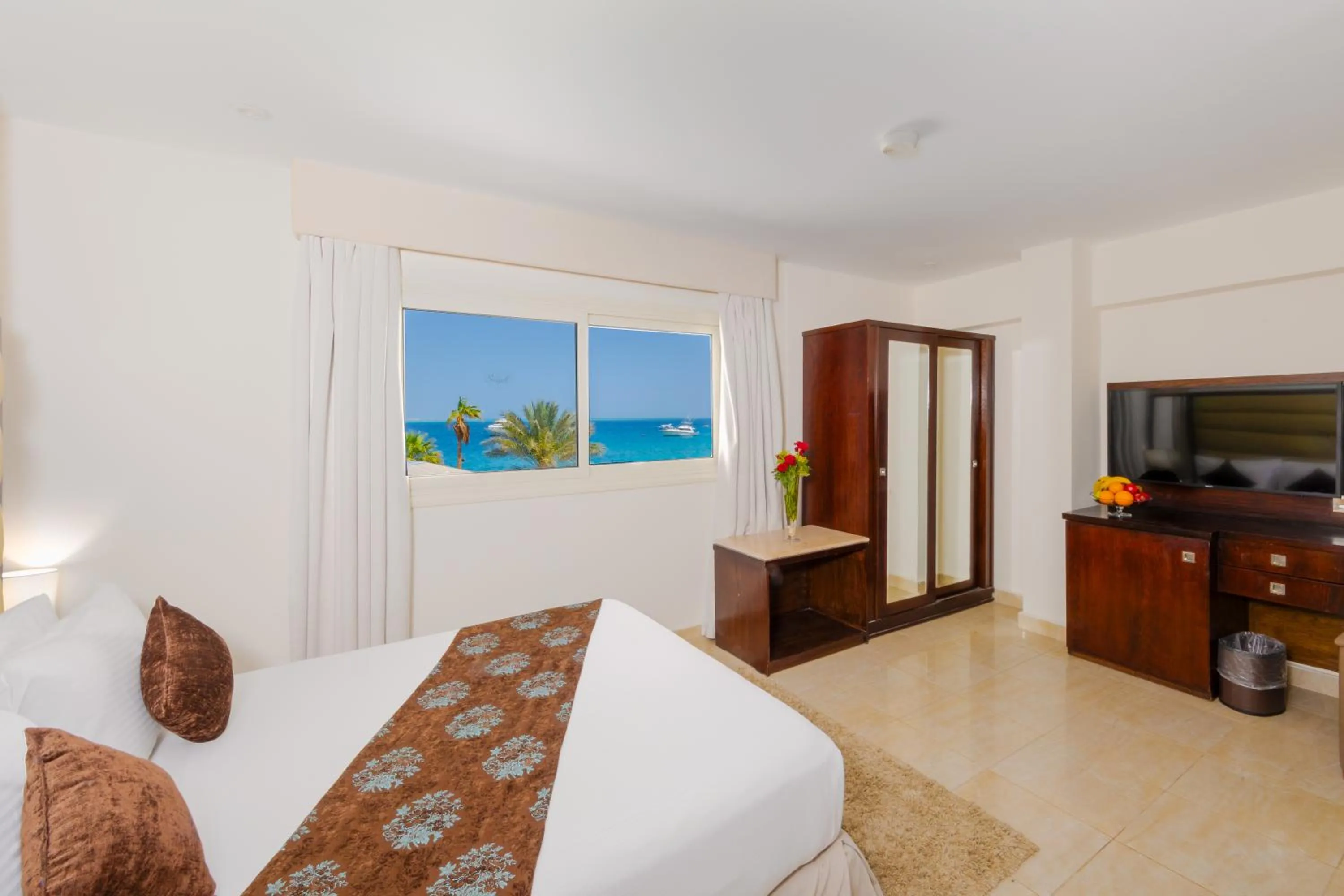 Bedroom, Bed in Seagull Beach Resort - Families and Couples Only
