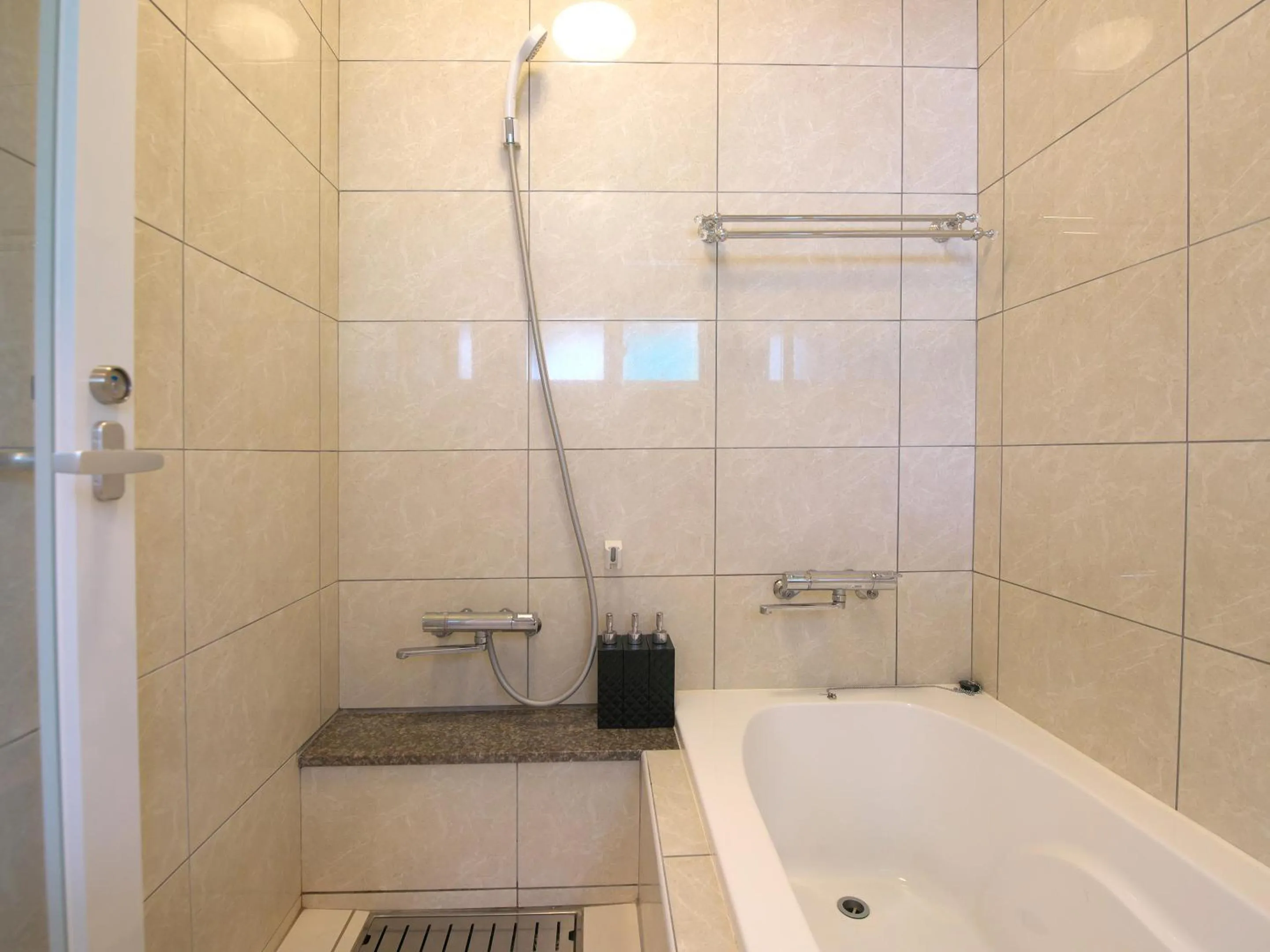 Bathroom in Ocean Villa Tin Gala