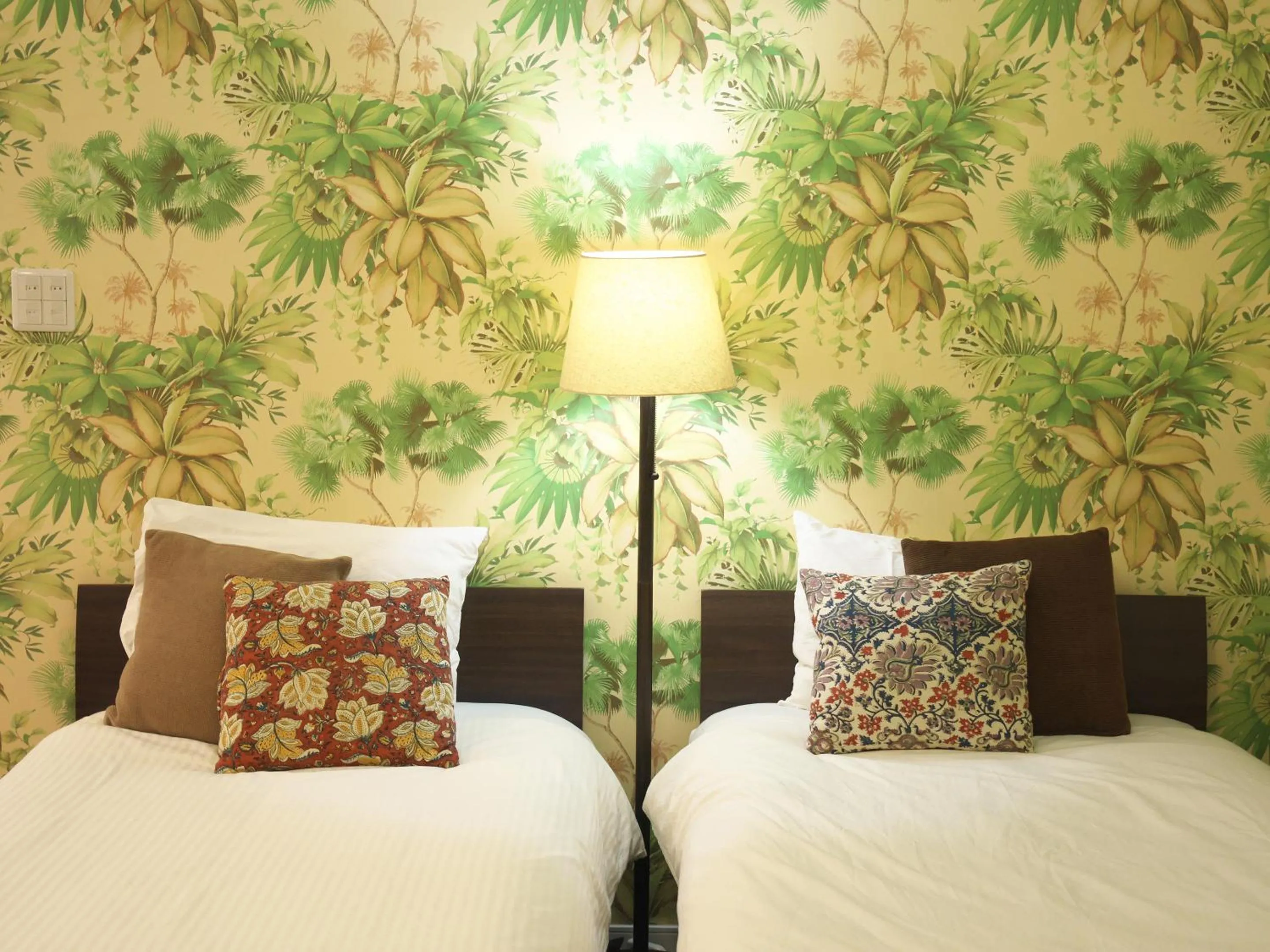 Photo of the whole room, Bed in Ocean Villa Tin Gala