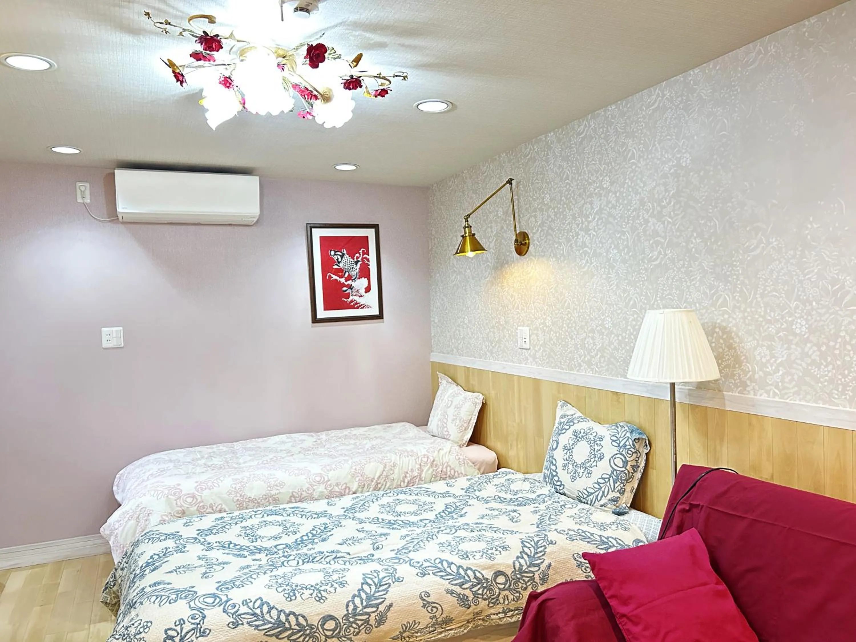 Bedroom, Bed in Ocean Villa Tin Gala