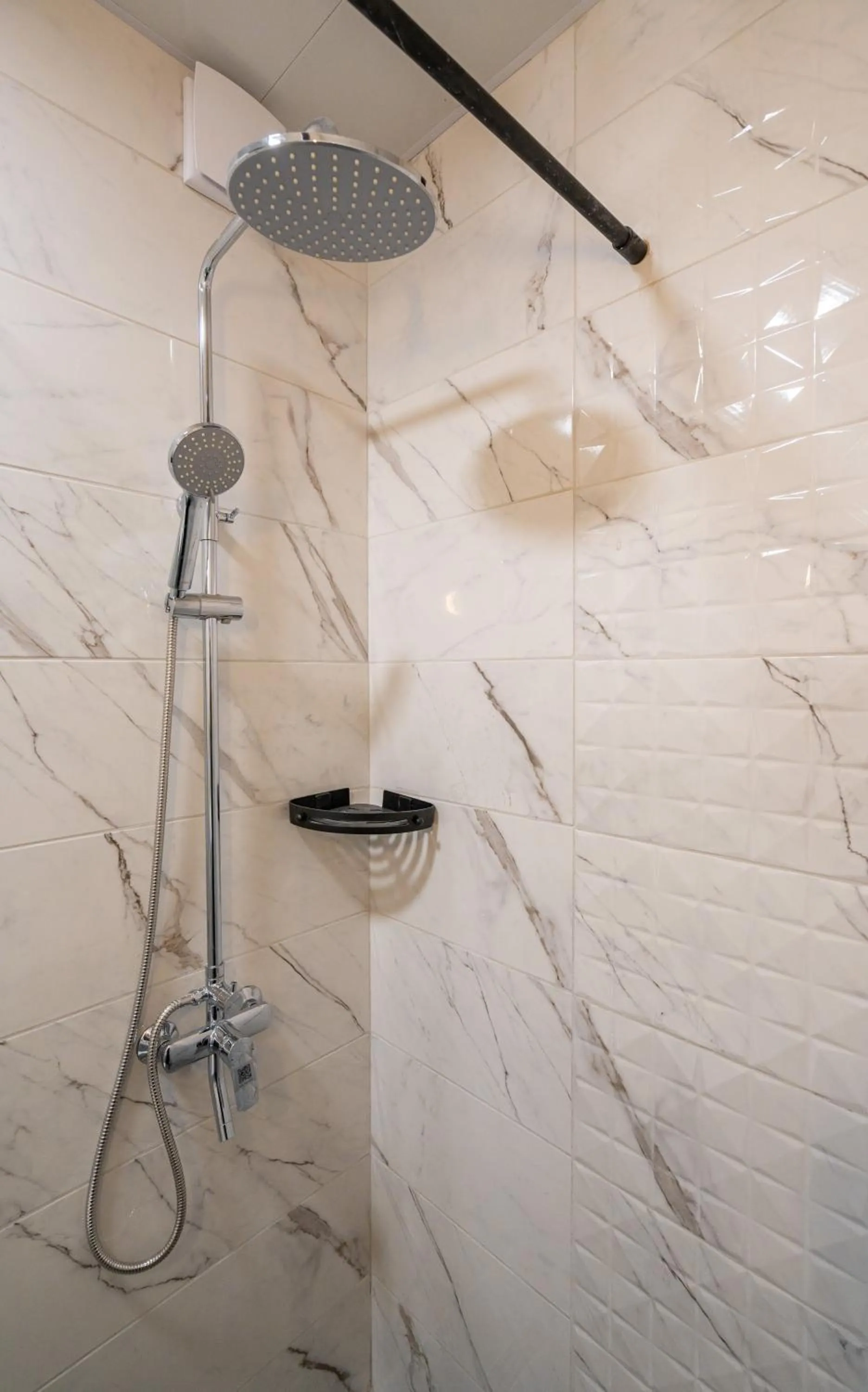 Shower in Iliani Hotel