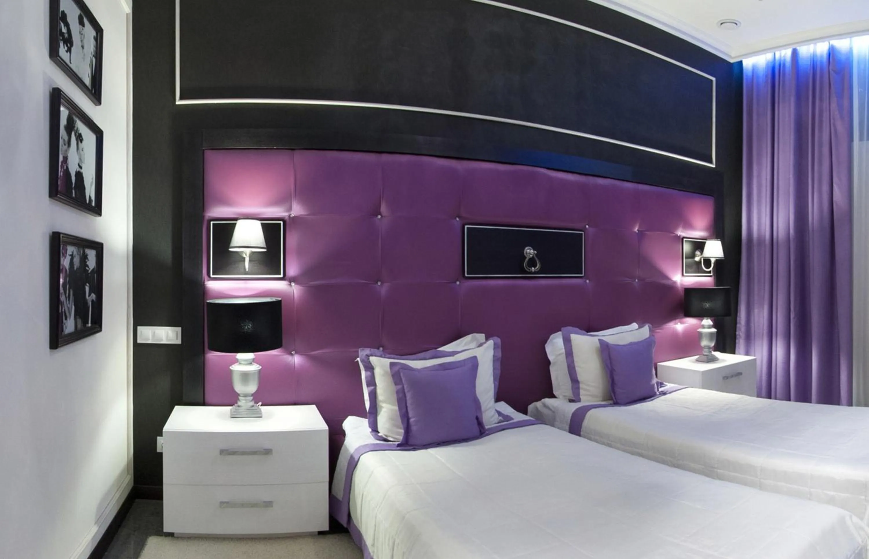 Bed in Mirax Boutique Hotel