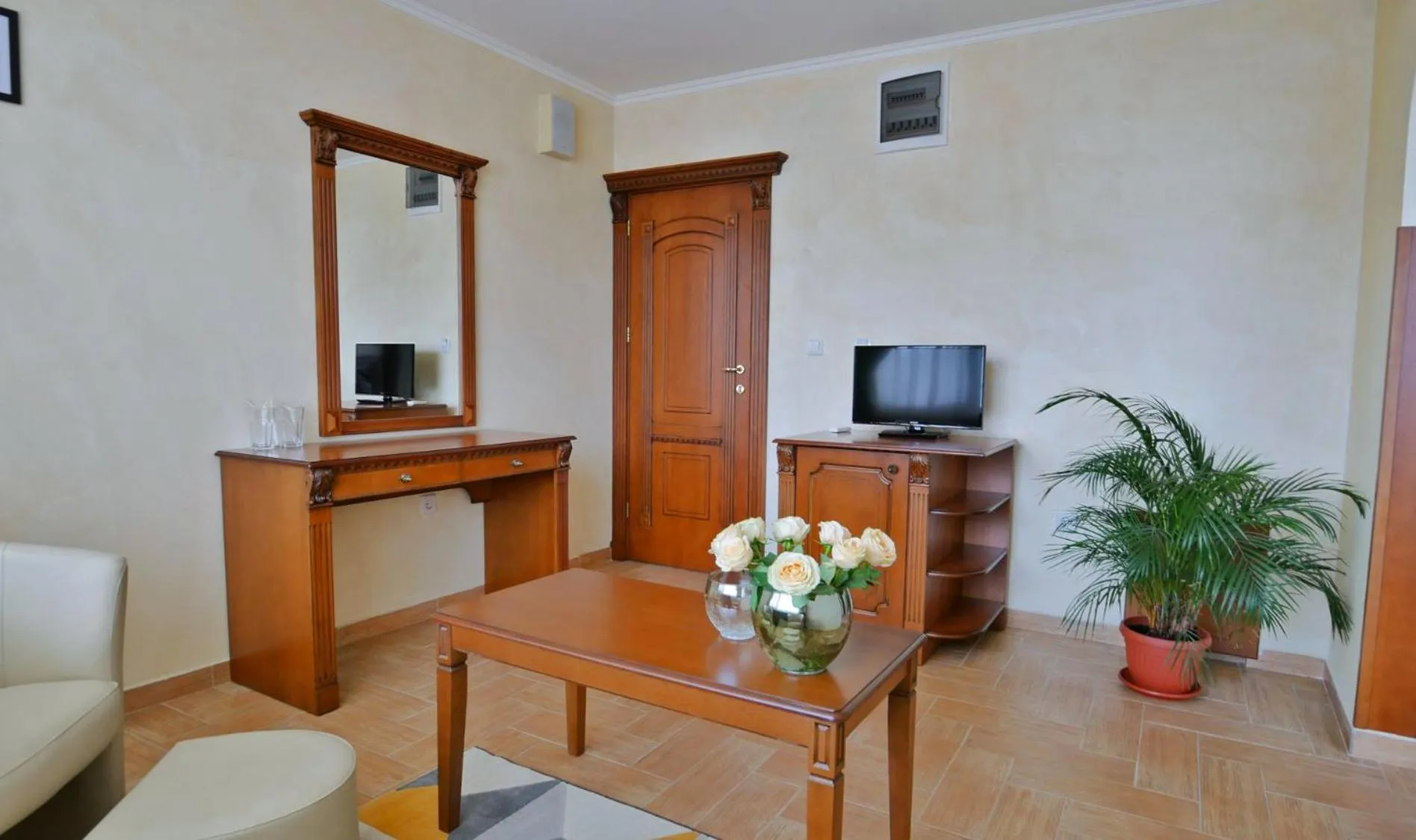 Living room in Central West Hotel