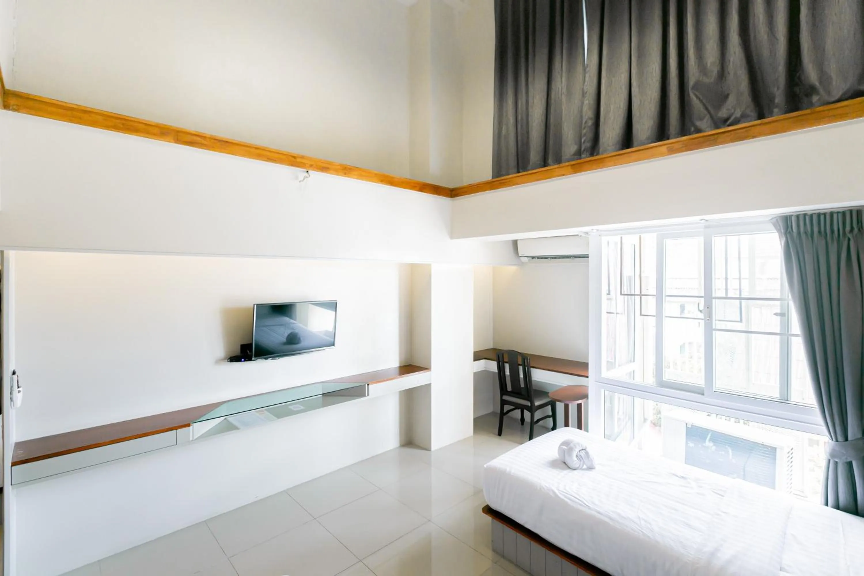 Bed in A Room Bangkok Sathorn