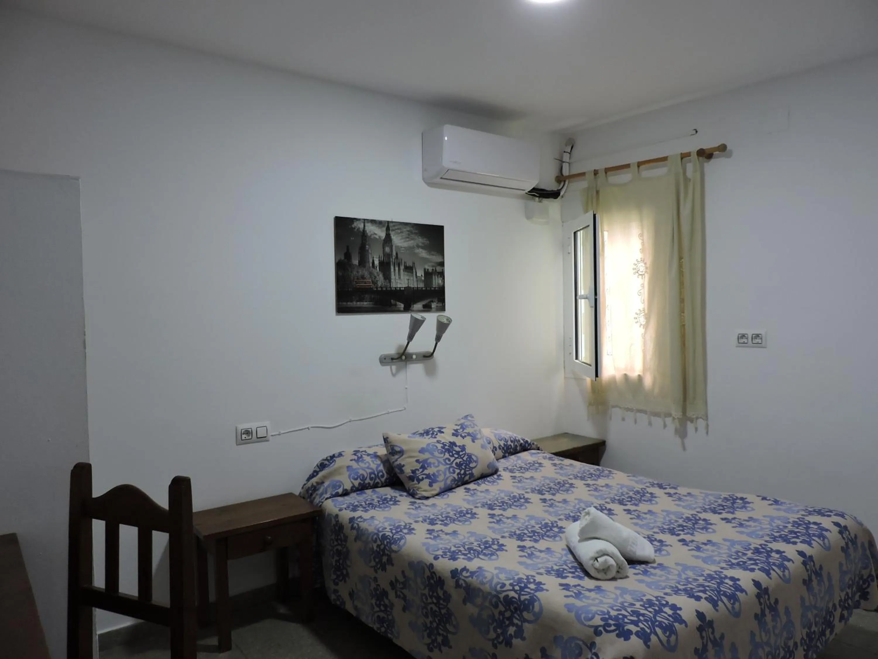 Bedroom, Bed in Hospedaje Lisboa Algeciras P Ca 0214 y A Ca 0232