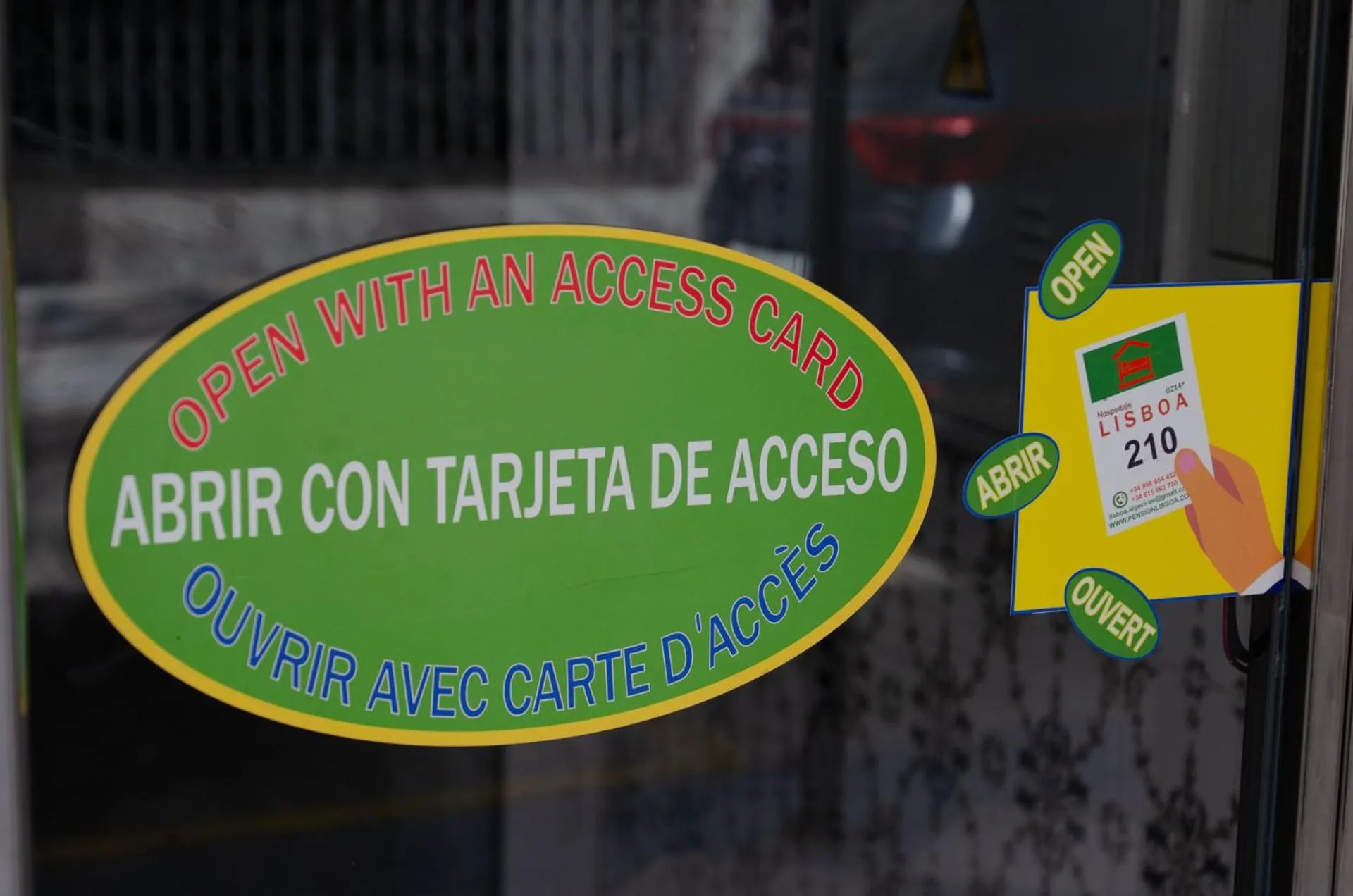 Facade/entrance in Hospedaje Lisboa Algeciras P Ca 0214 y A Ca 0232