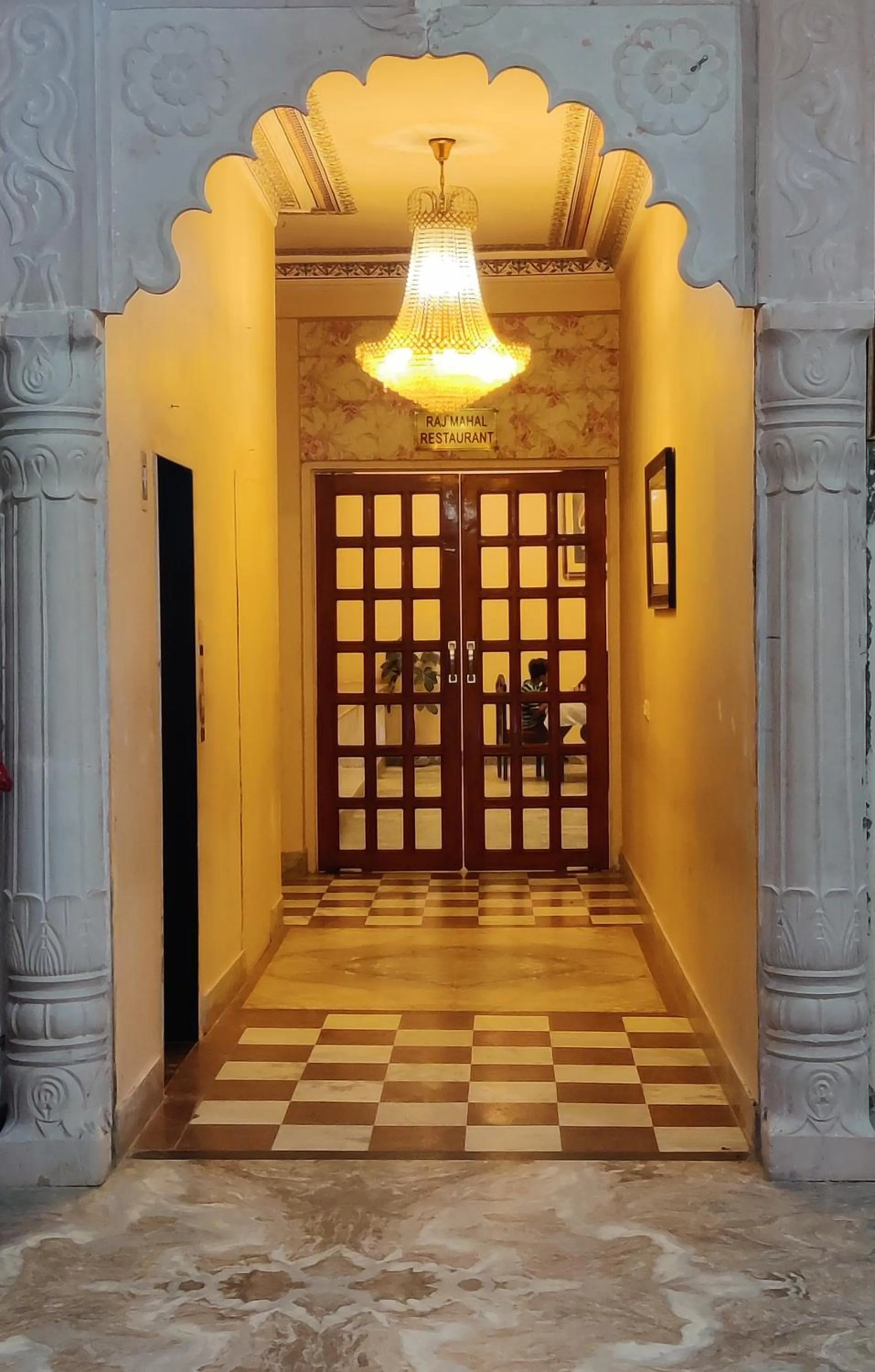 Restaurant/places to eat in Satyam Palace Resort