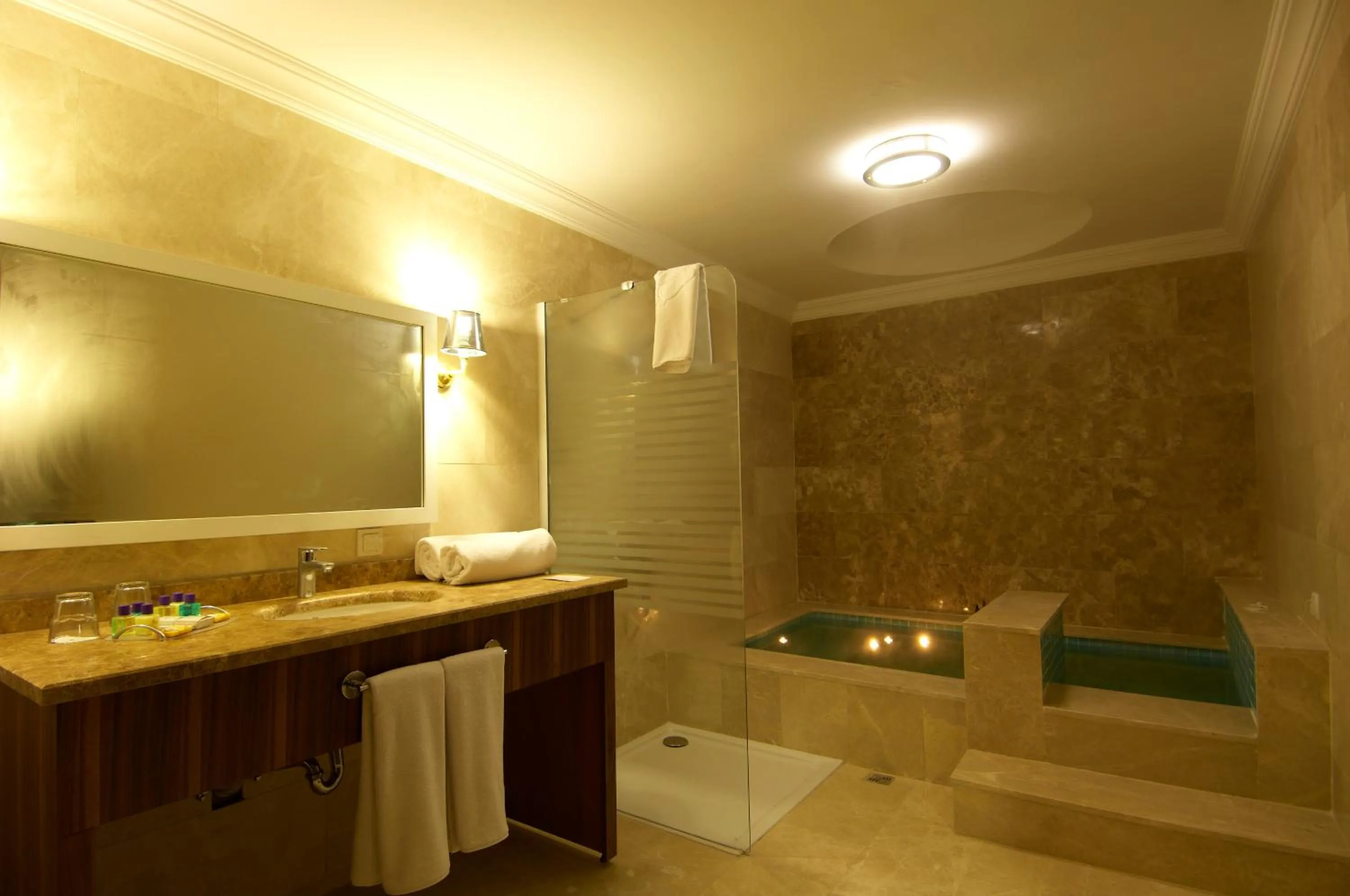 Bathroom in Safran Thermal Resort Sandikli