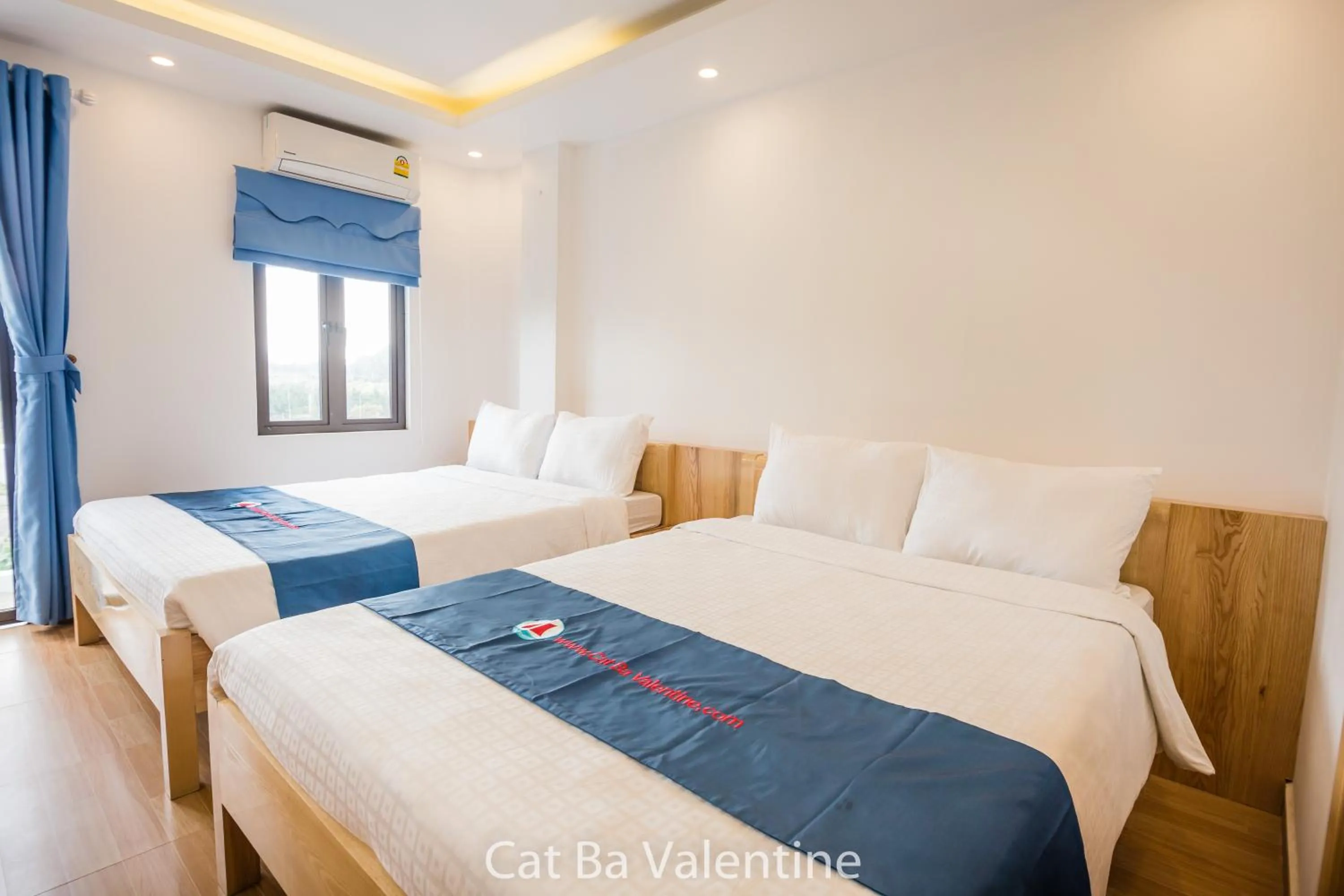 Bed in Cat Ba Valentine
