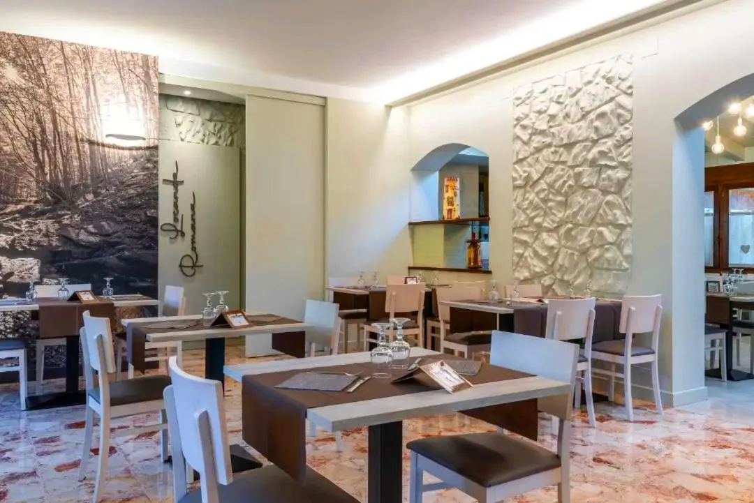 Restaurant/places to eat in Locanda Romana