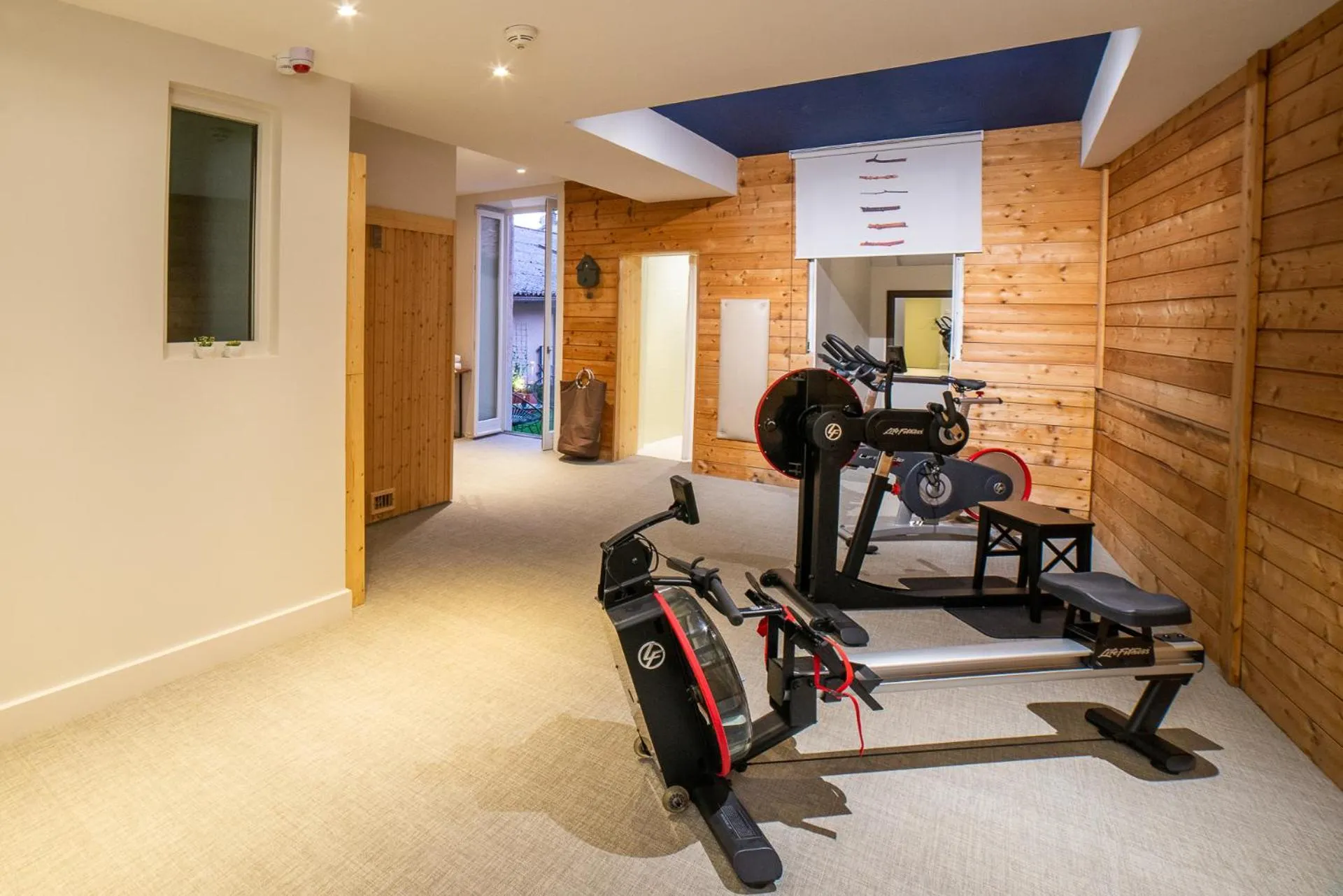Fitness centre/facilities in Hôtel Le Griffon d'Or