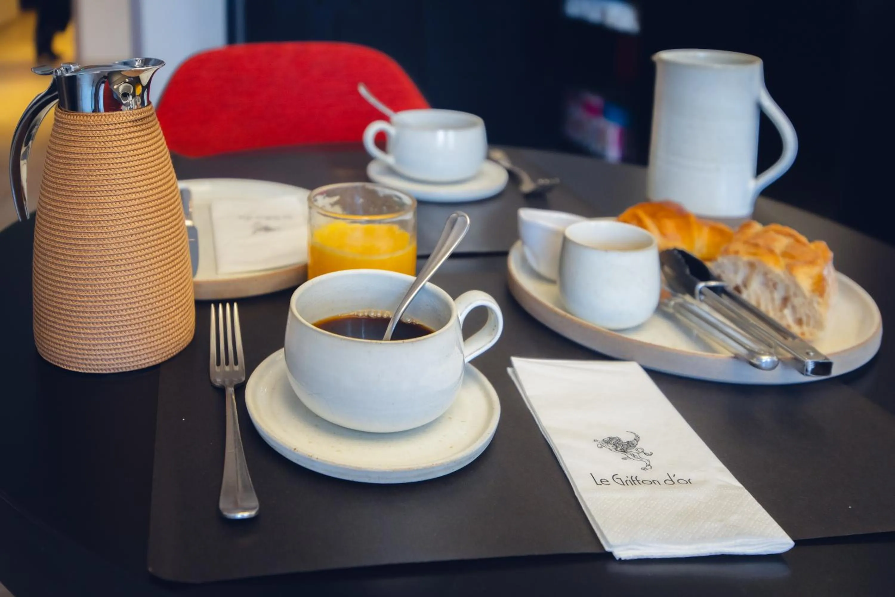 Buffet breakfast in Hôtel Le Griffon d'Or