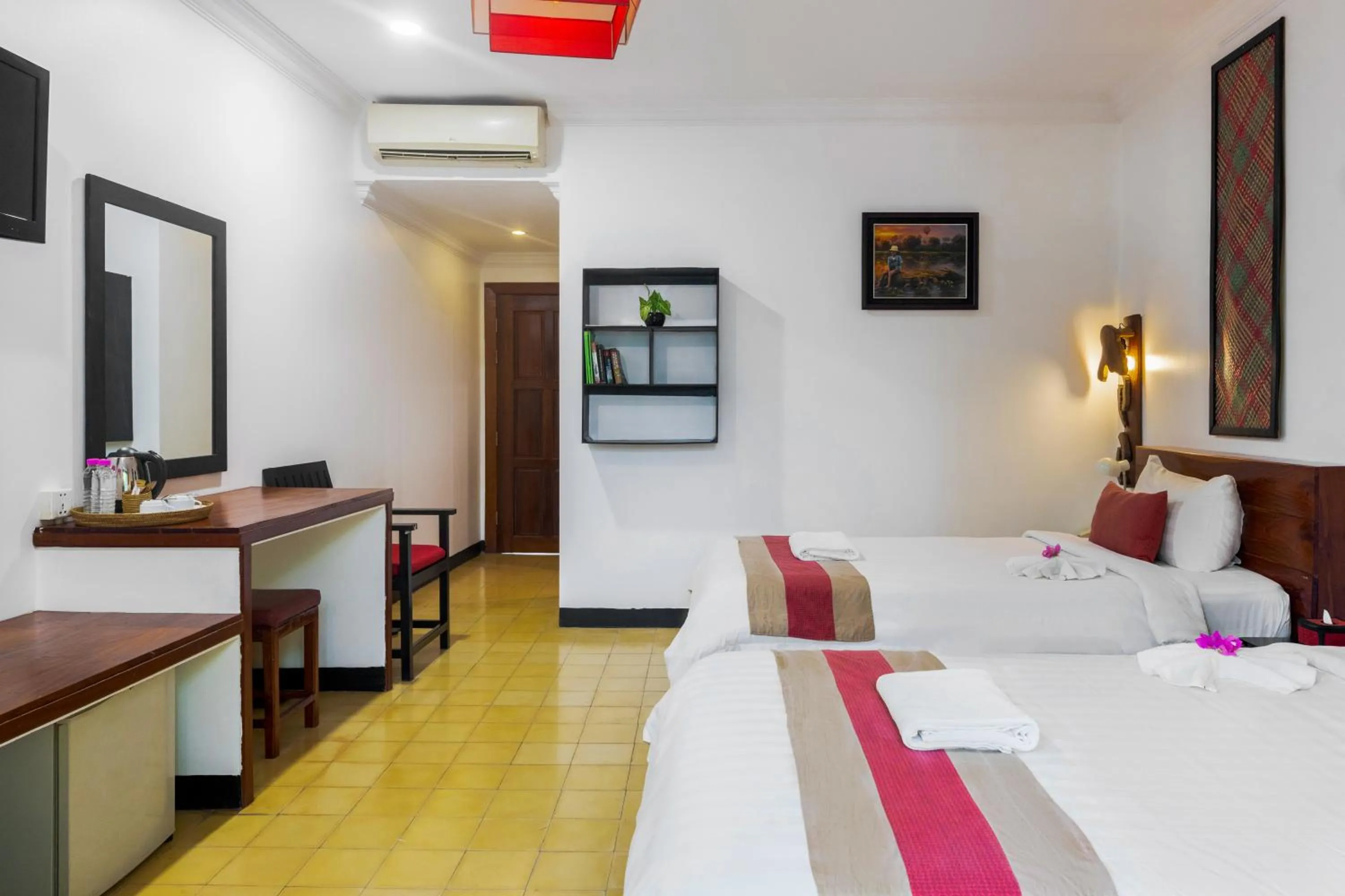 Bedroom, Bed in La Niche D'angkor Boutique Hotel