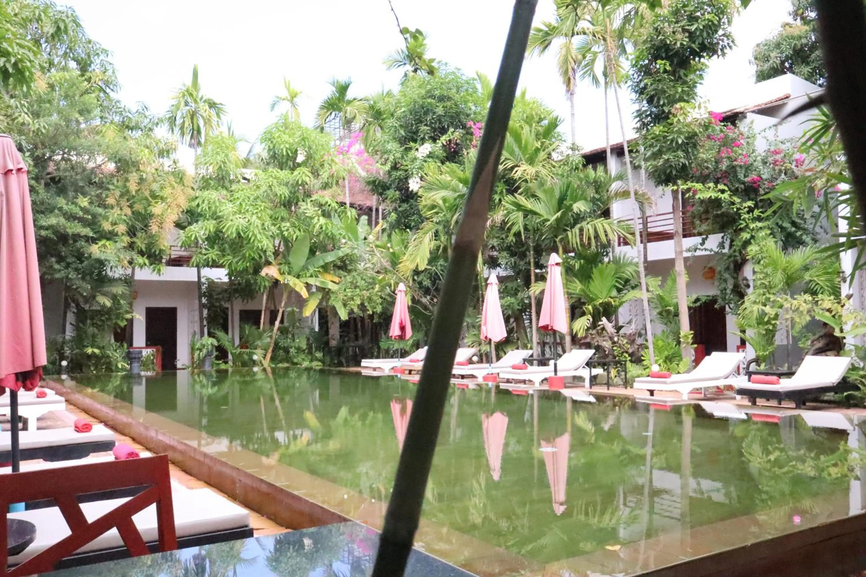 Swimming pool in La Niche D'angkor Boutique Hotel