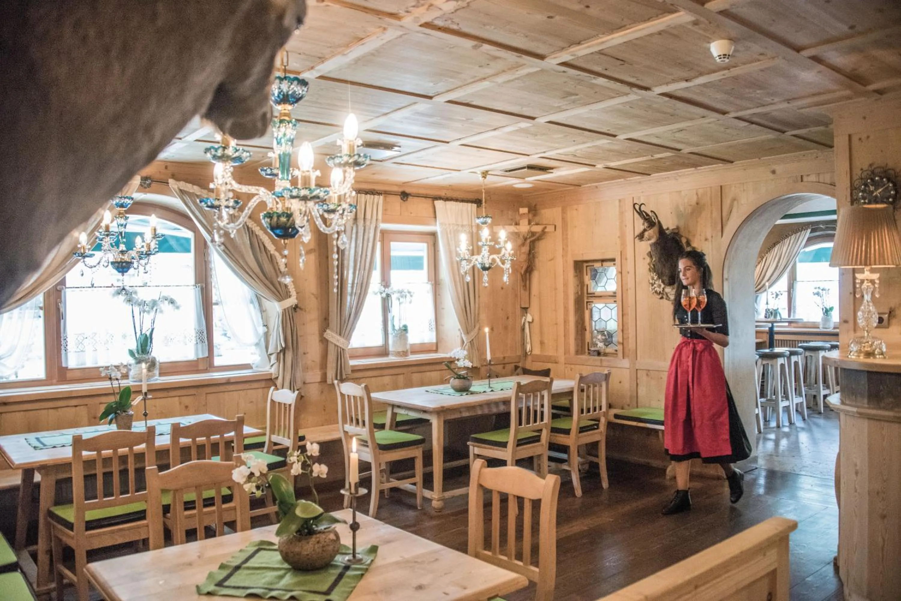 Restaurant/places to eat in Hotel Edelweiss