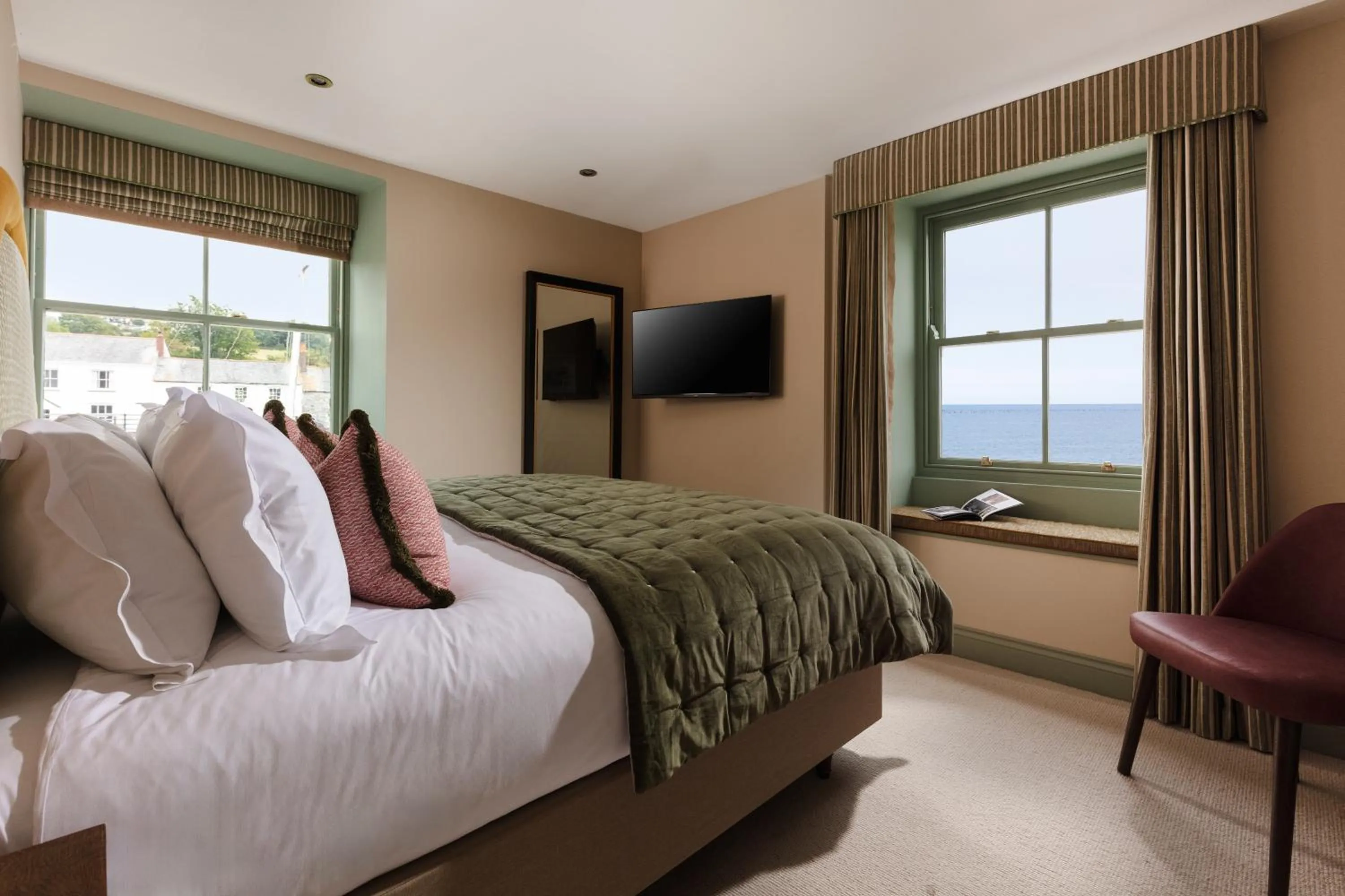 Bed in Pier House