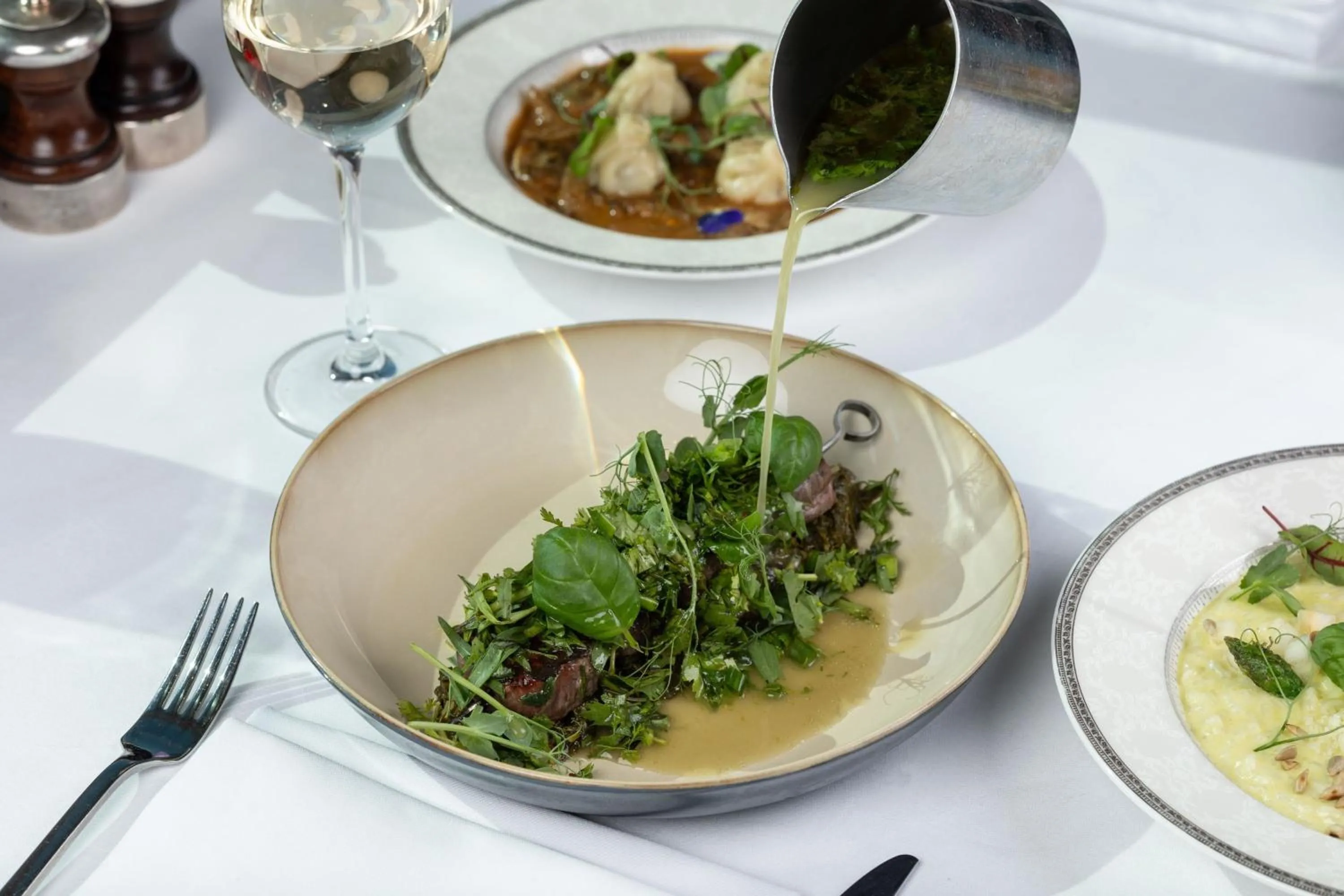 Restaurant/places to eat in Sheraton Grand Tbilisi Metechi Palace