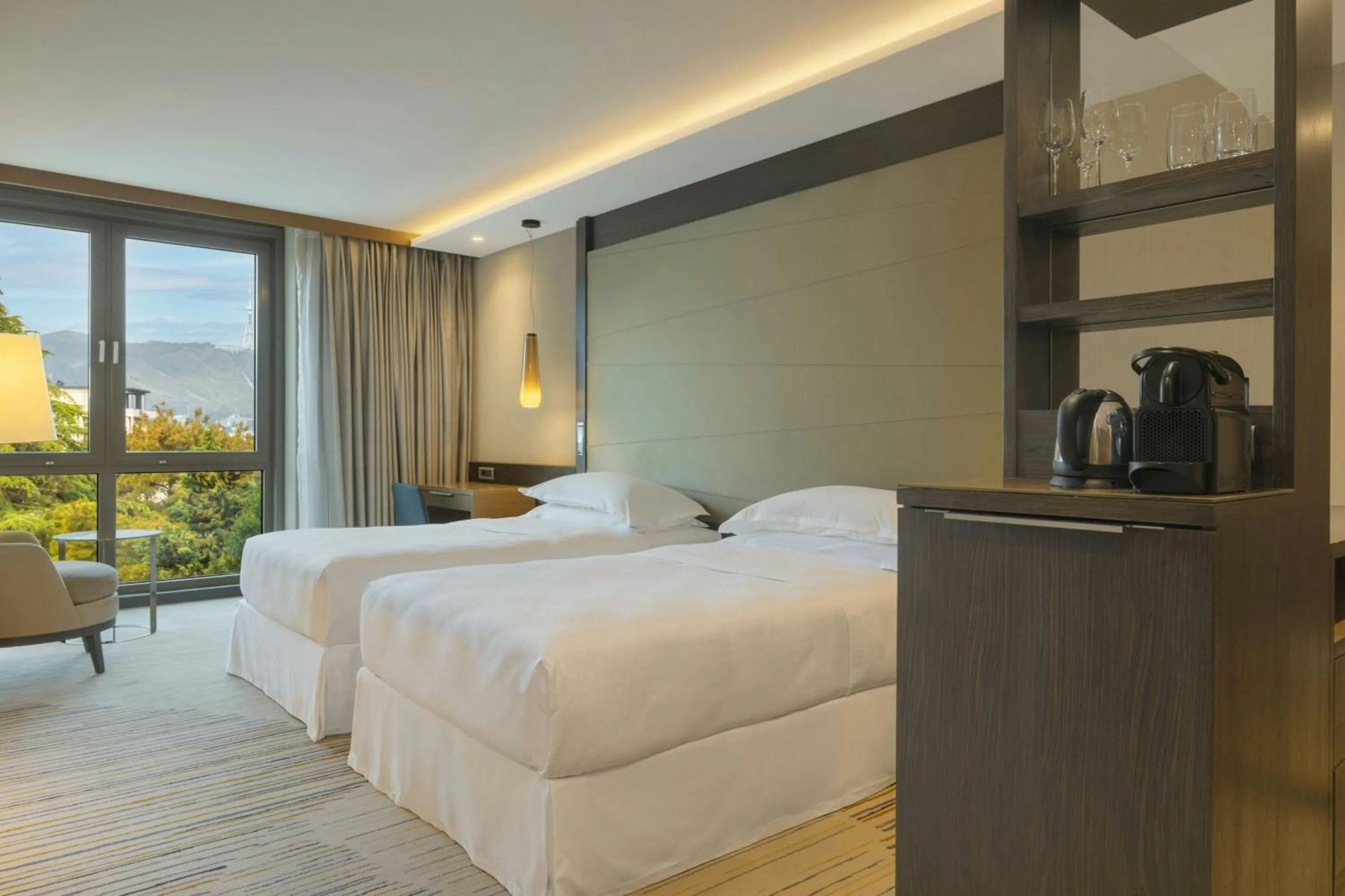 Photo of the whole room, Bed in Sheraton Grand Tbilisi Metechi Palace