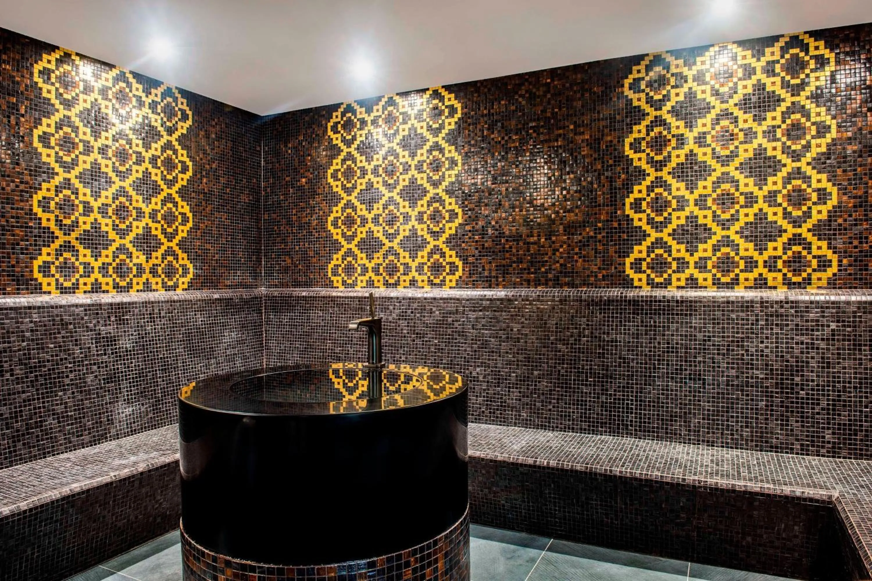 Spa and wellness centre/facilities in Sheraton Grand Tbilisi Metechi Palace