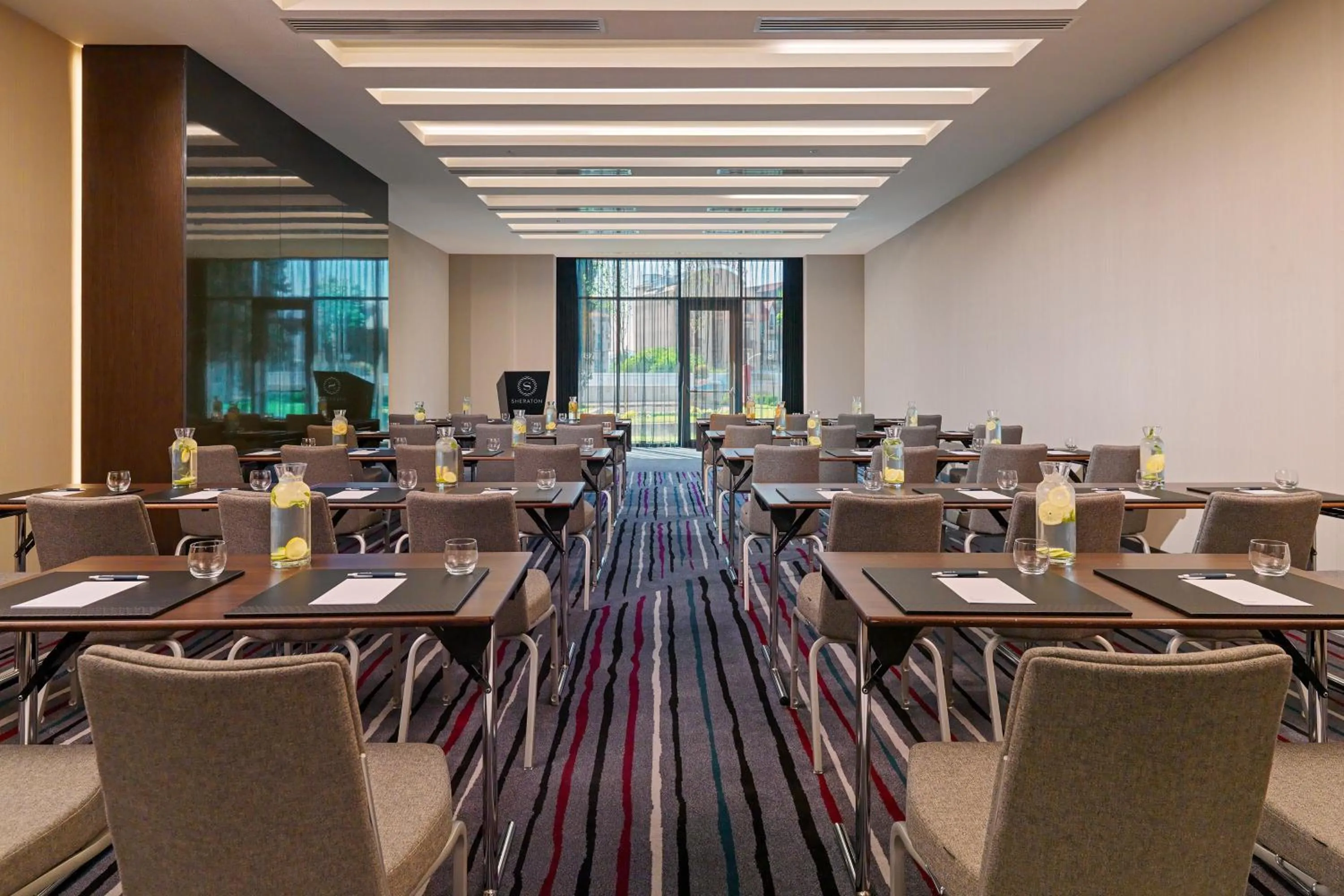 Meeting/conference room in Sheraton Grand Tbilisi Metechi Palace