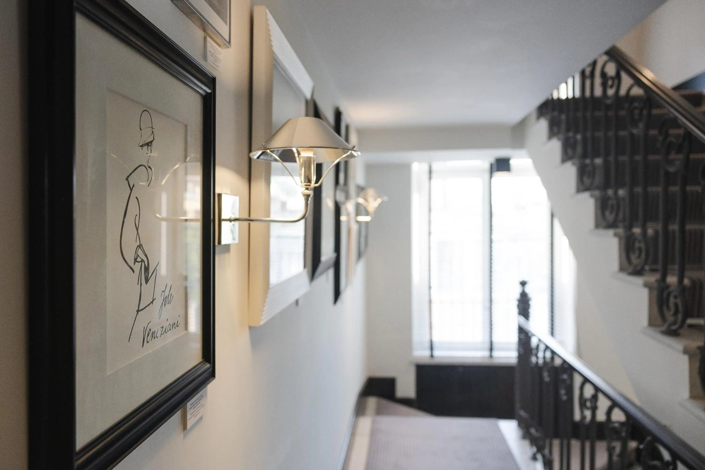 Decorative detail in Portrait Roma - Lungarno Collection