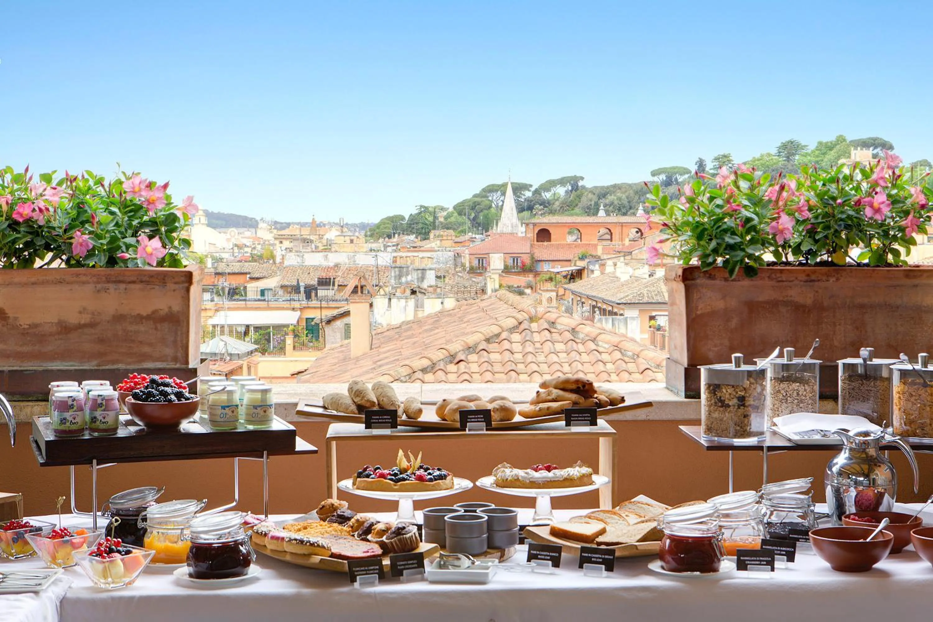 Breakfast in Portrait Roma - Lungarno Collection