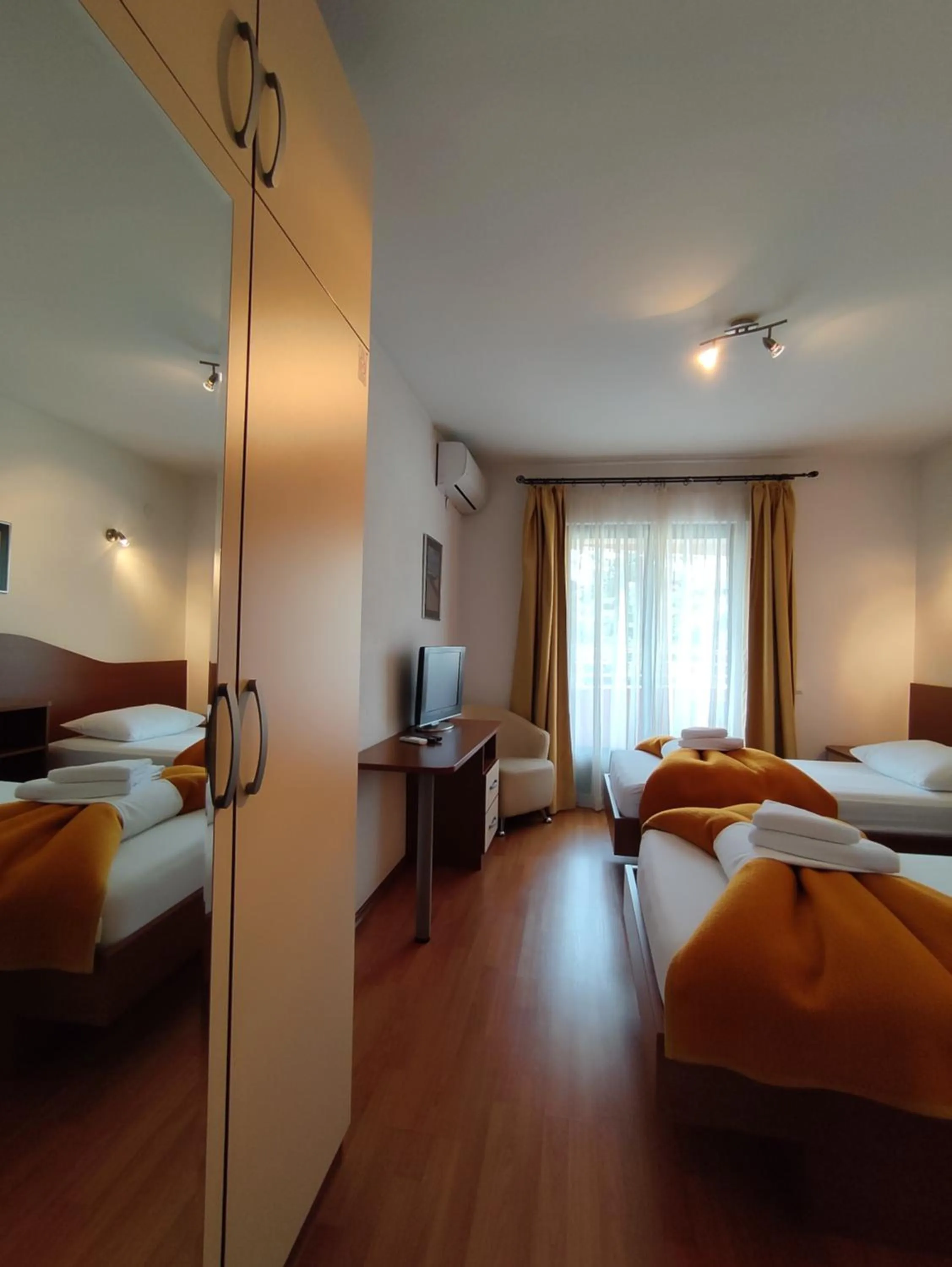 Photo of the whole room, Bed in Hotel Prvan