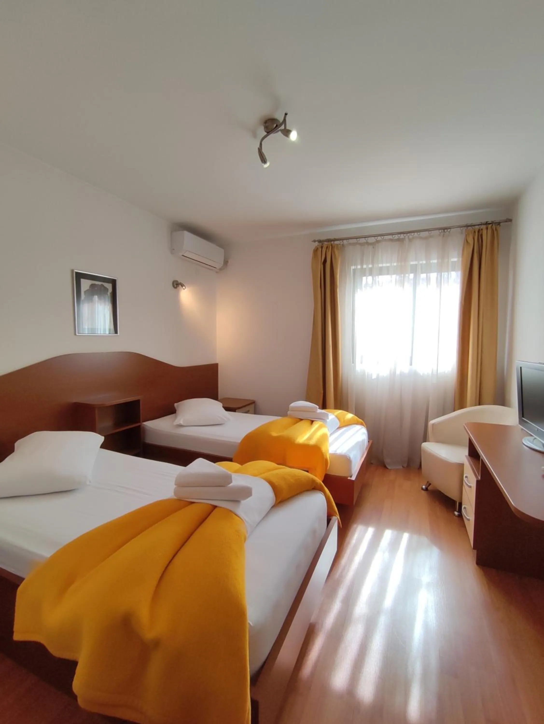 Bedroom, Bed in Hotel Prvan