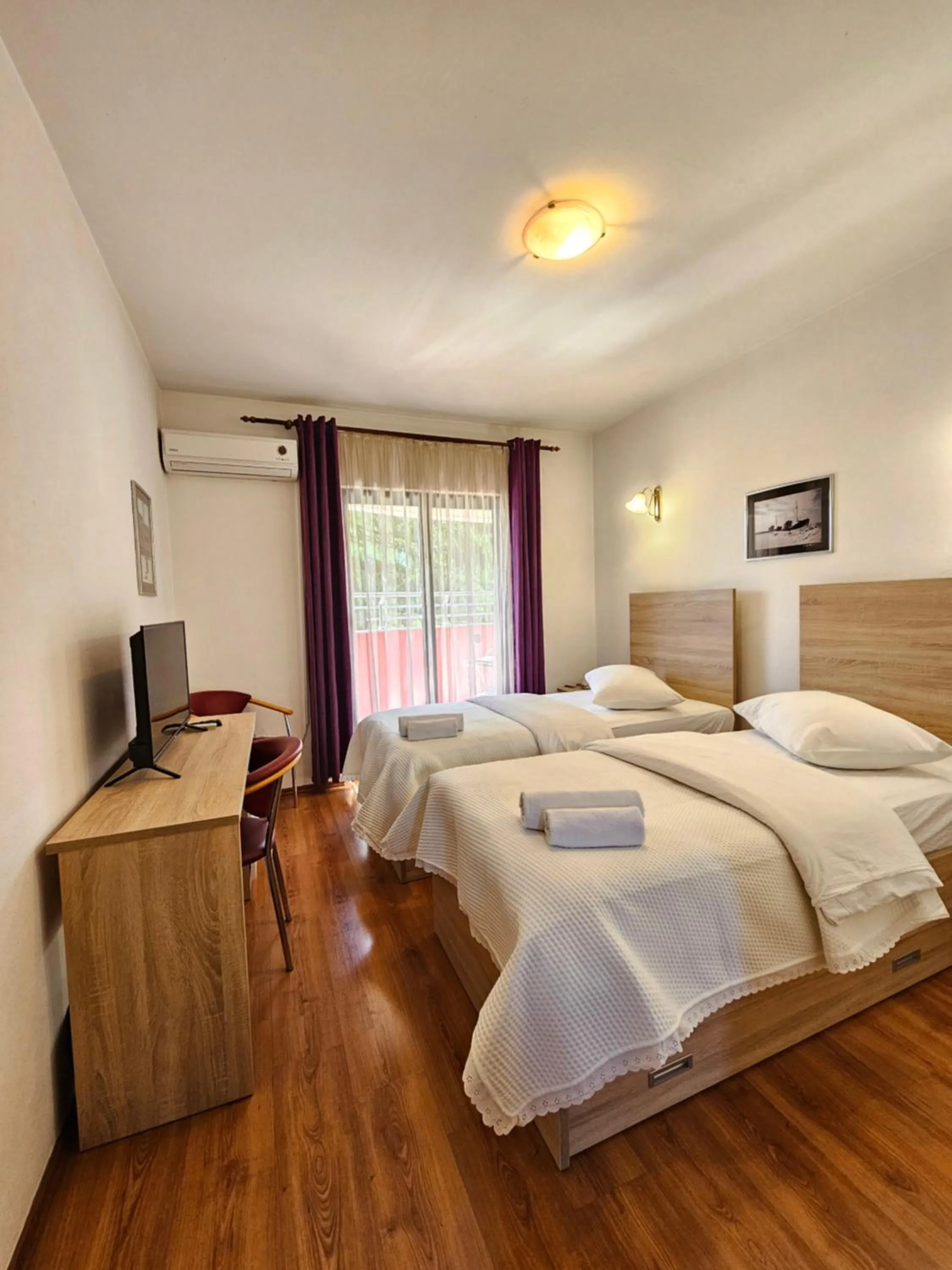 Bedroom, Bed in Hotel Prvan