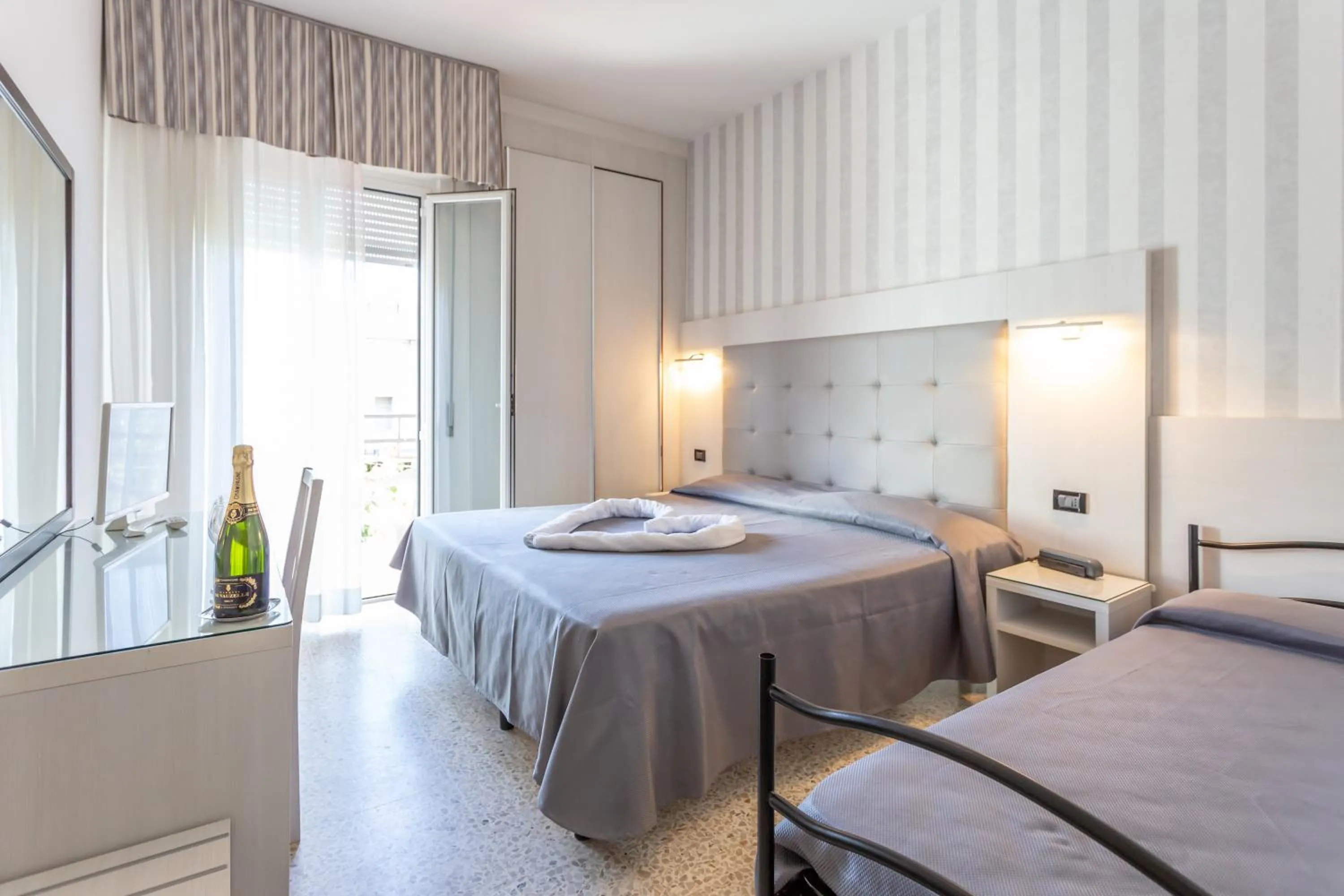 Bed in Hotel Fabius