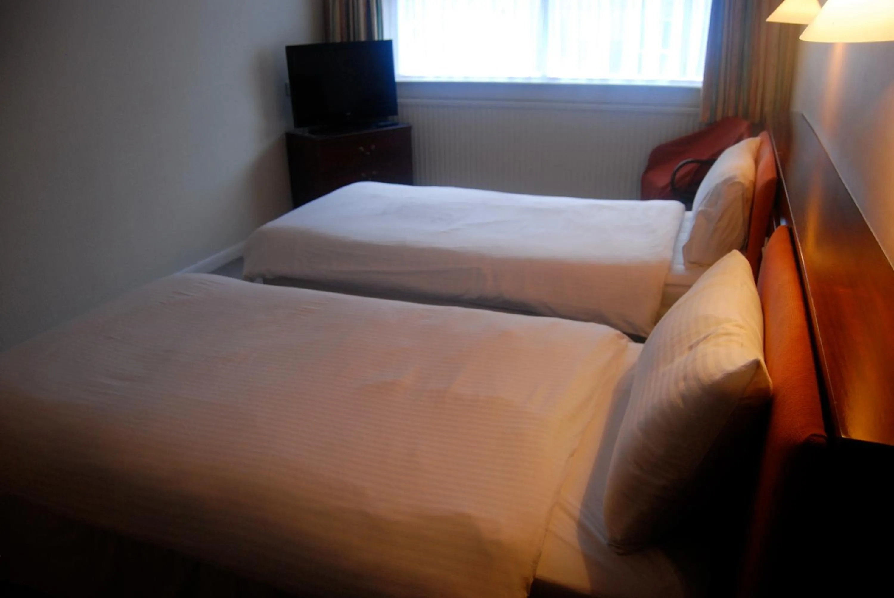 Day, Bed in Brecon Hotel Sheffield Rotherham