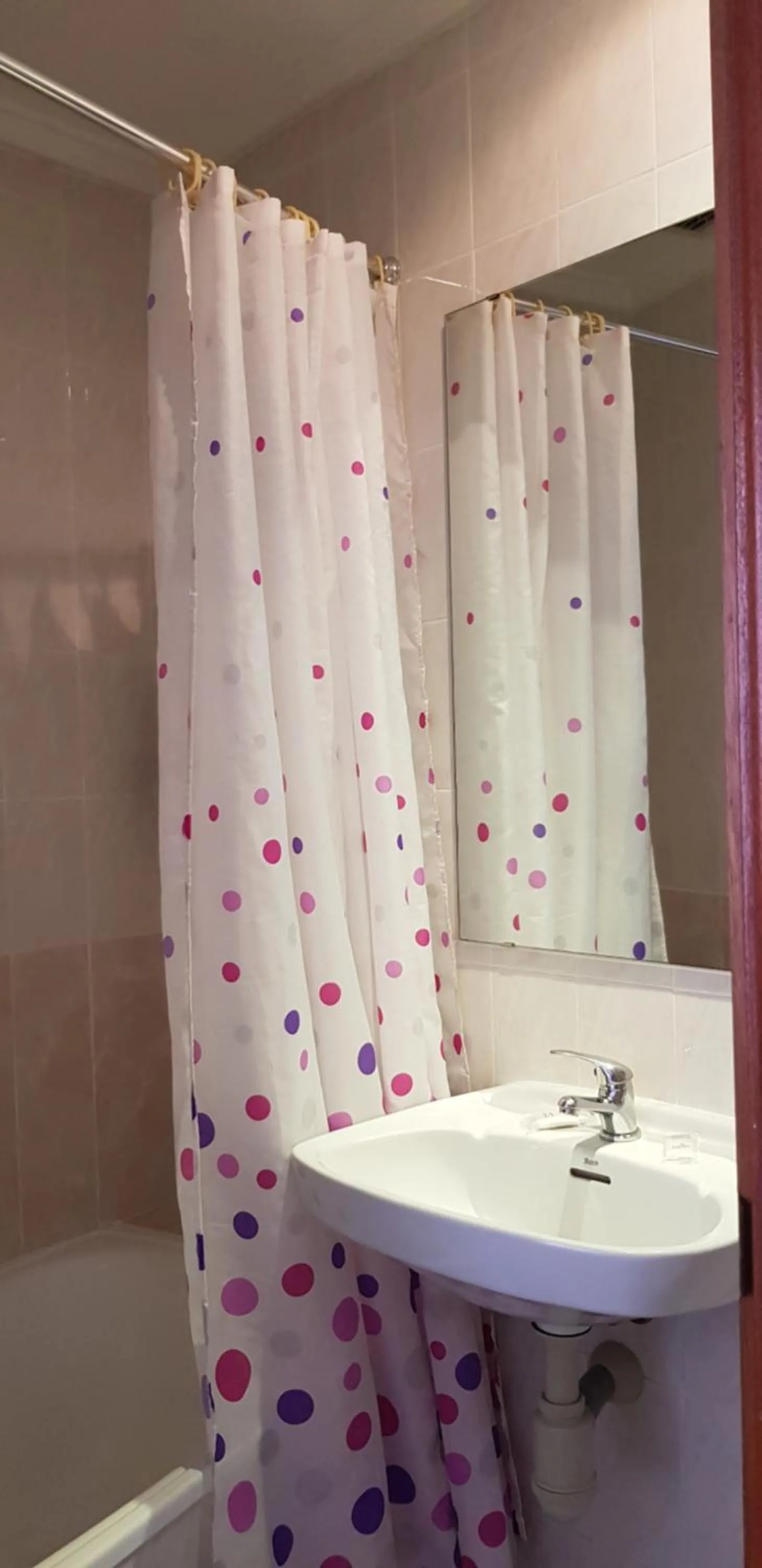 Bathroom in Pension Salamanca