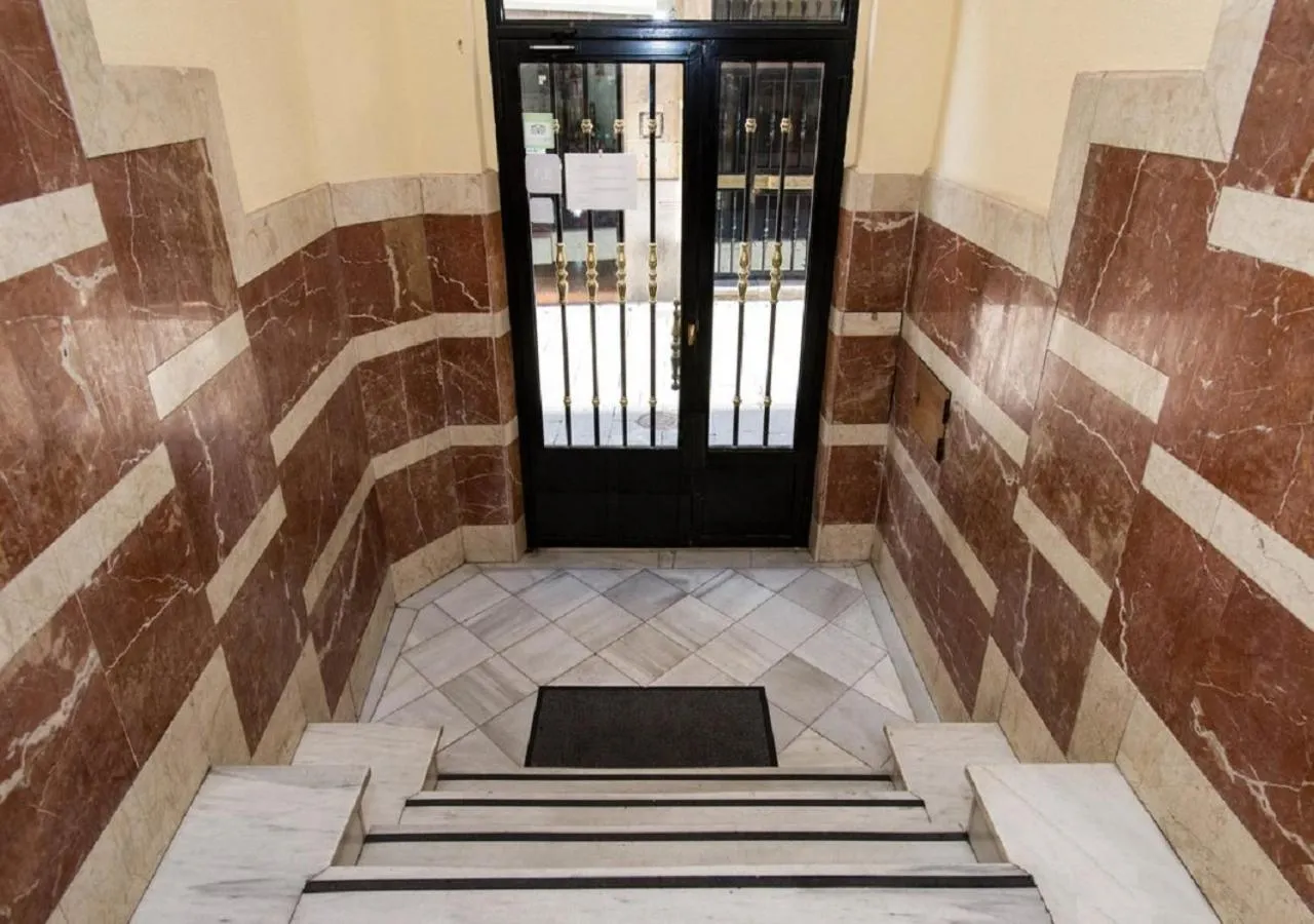 Property building in Pension Salamanca