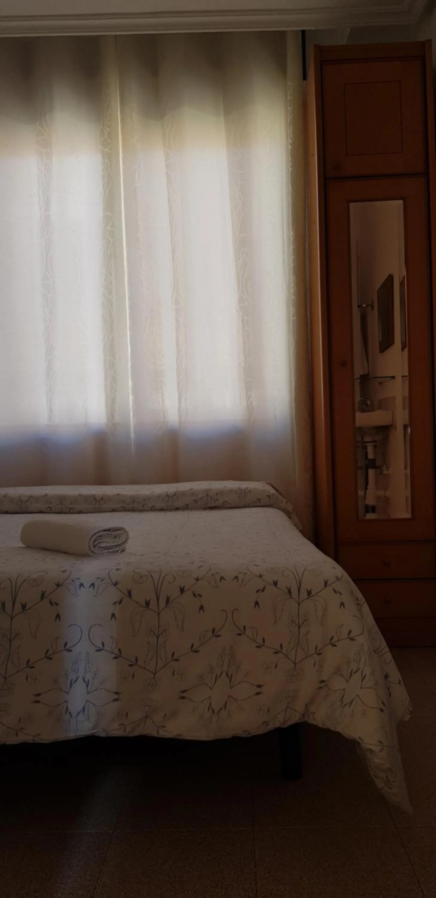 Bed in Pension Salamanca