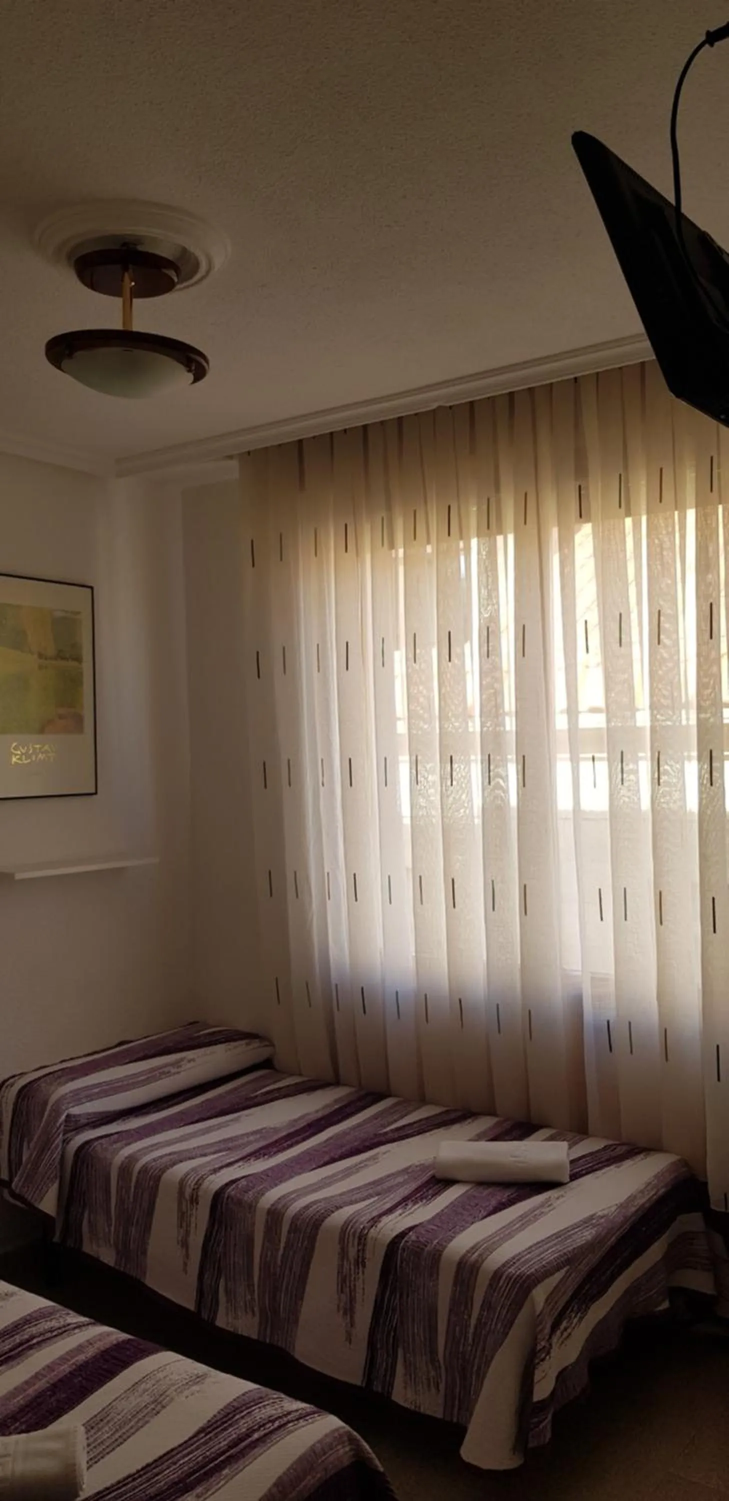 Bed in Pension Salamanca